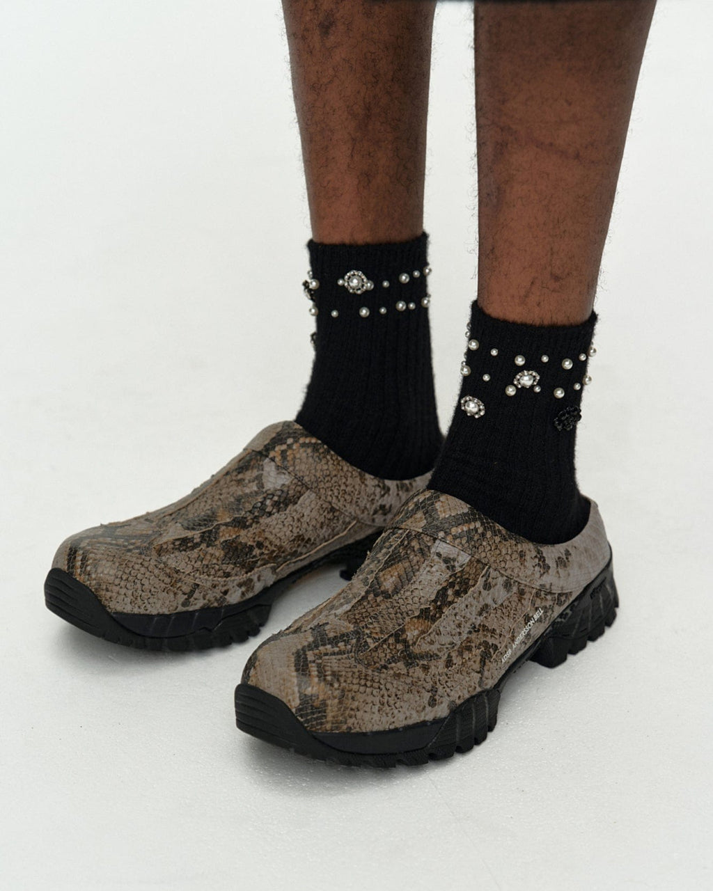 raw-cut-mule-sneakers-aaa516m-