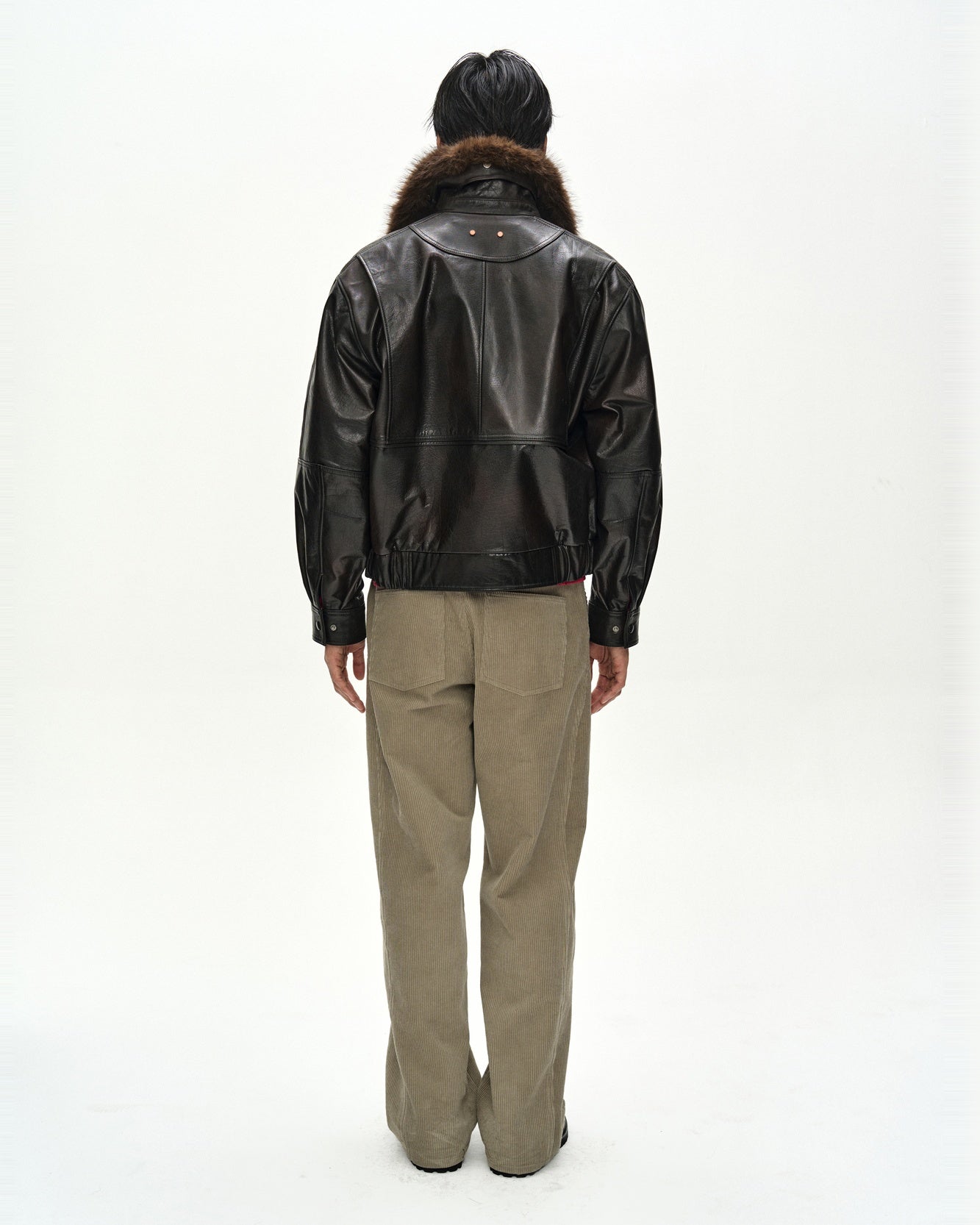 「joker」ANDERSSON BELLフィッシュテールパーカ BUFFALO LEATHER BOMBER JACKET (DARK BROWN) – Andersson Bell