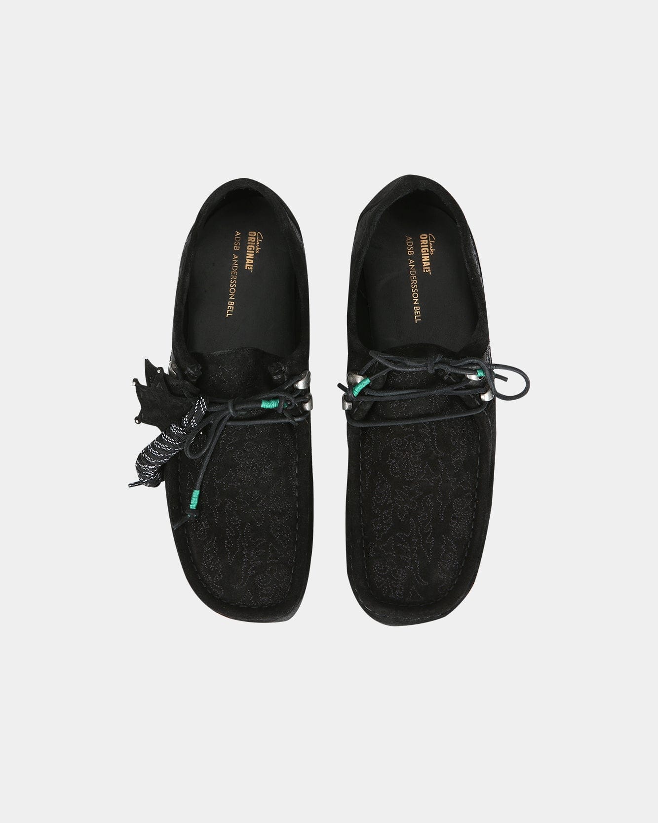 ADSB X CLARKS Wallabee Embroidery aaa531u(BLACK) – Andersson Bell