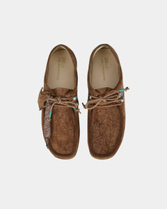 ADSB X CLARKS Wallabee Embroidery aaa531u(TAN) – Andersson Bell