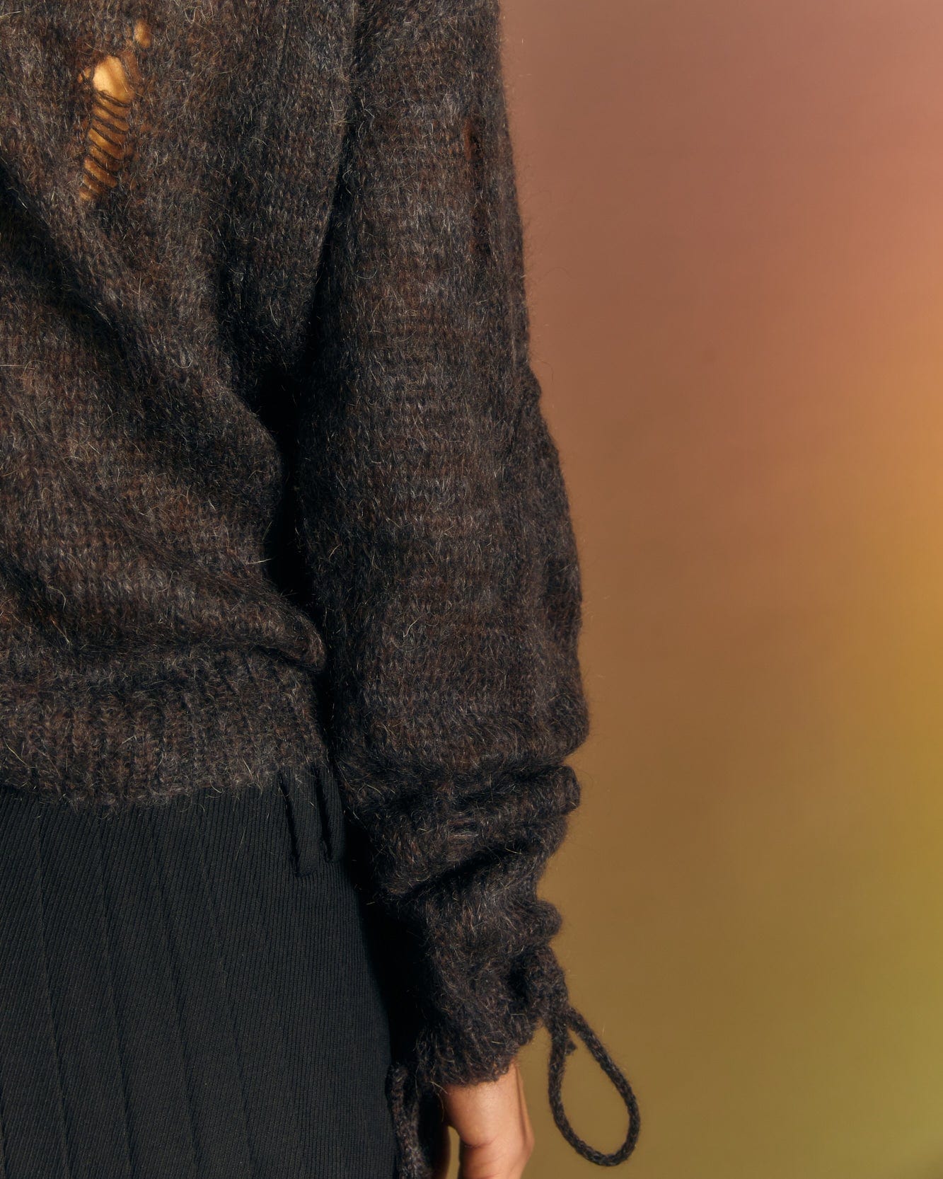 Andersson Bell COLBINE CREW-NECK SWEATER atb1015m(CHARCOAL)