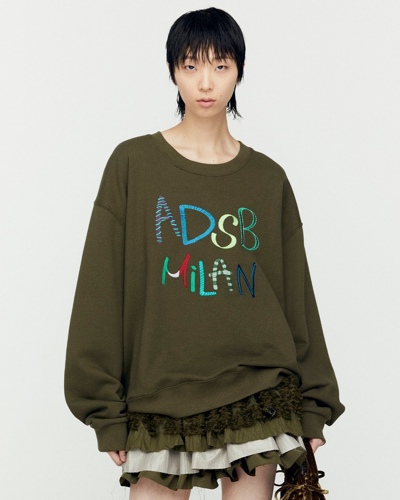 【Andersson Bell 】Embroidered Crewneck Cropped T-Shirt Dasha Logo T-Shirt ANDERSSON BELL | Blondie Shop