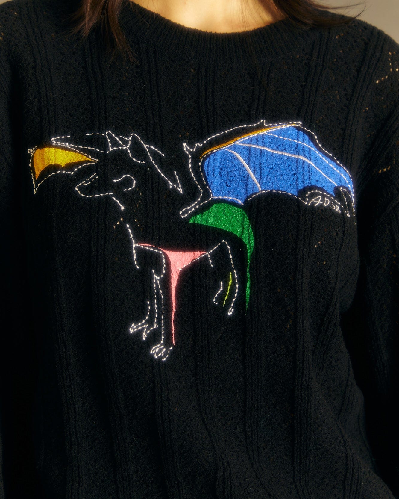Andersson Bell (ESSENTIAL)UNISEX DRAGON SUMMER CREW-NECK SWEATER atb1041u(BLACK)
