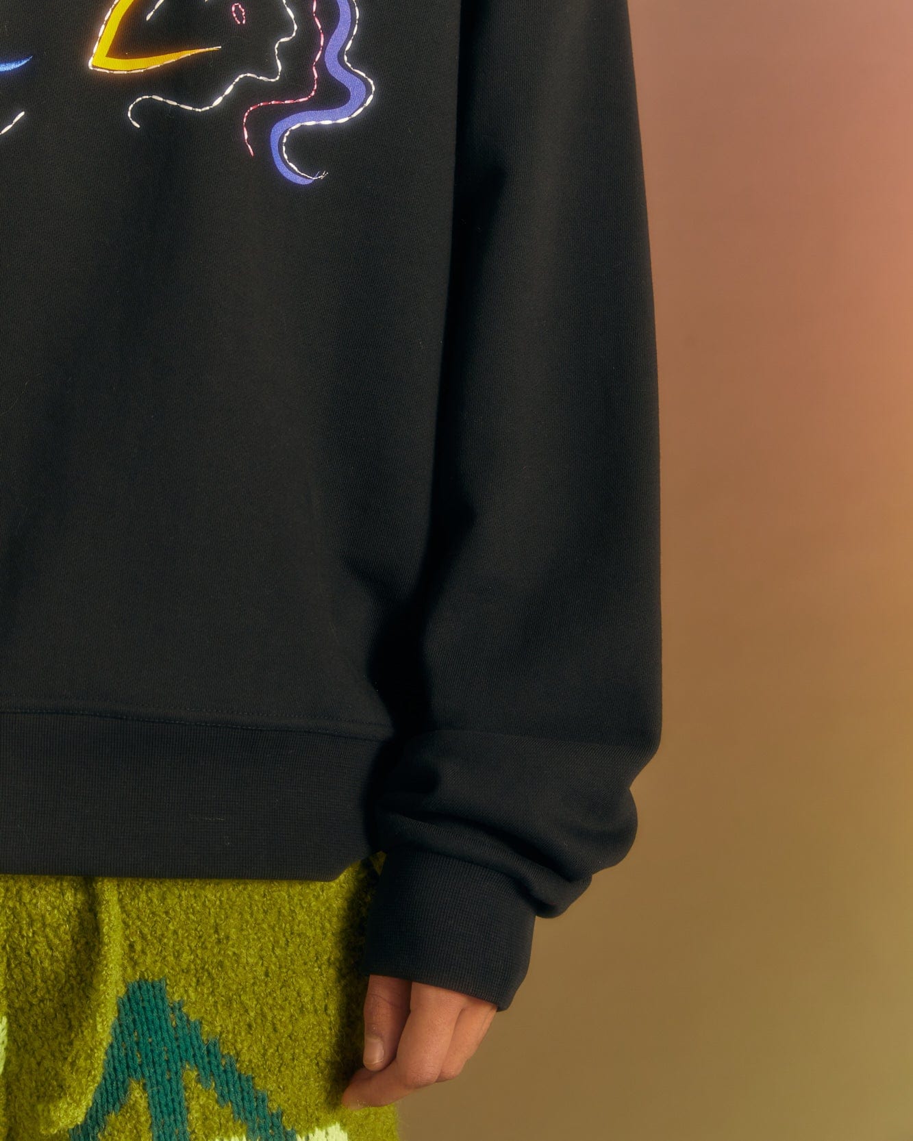 Andersson Bell (ESSENTIAL)UNISEX HOT SPRINGS SWEATSHIRTS atb1042u(BLACK)