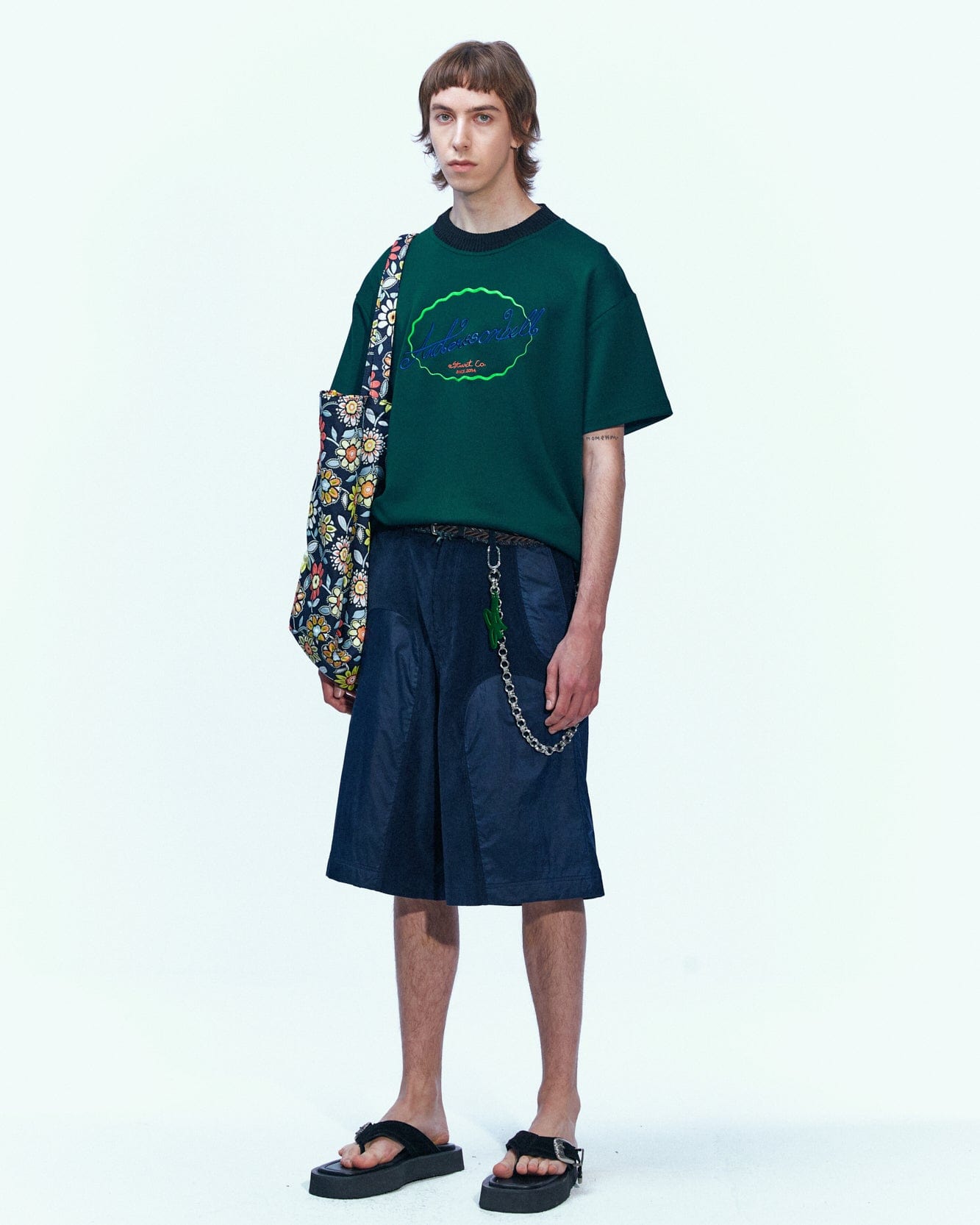 Andersson Bell (ESSENTIAL) UNISEX LOGO EMBROIDERY PONTE T-SHIRTS atb902u(GREEN)
