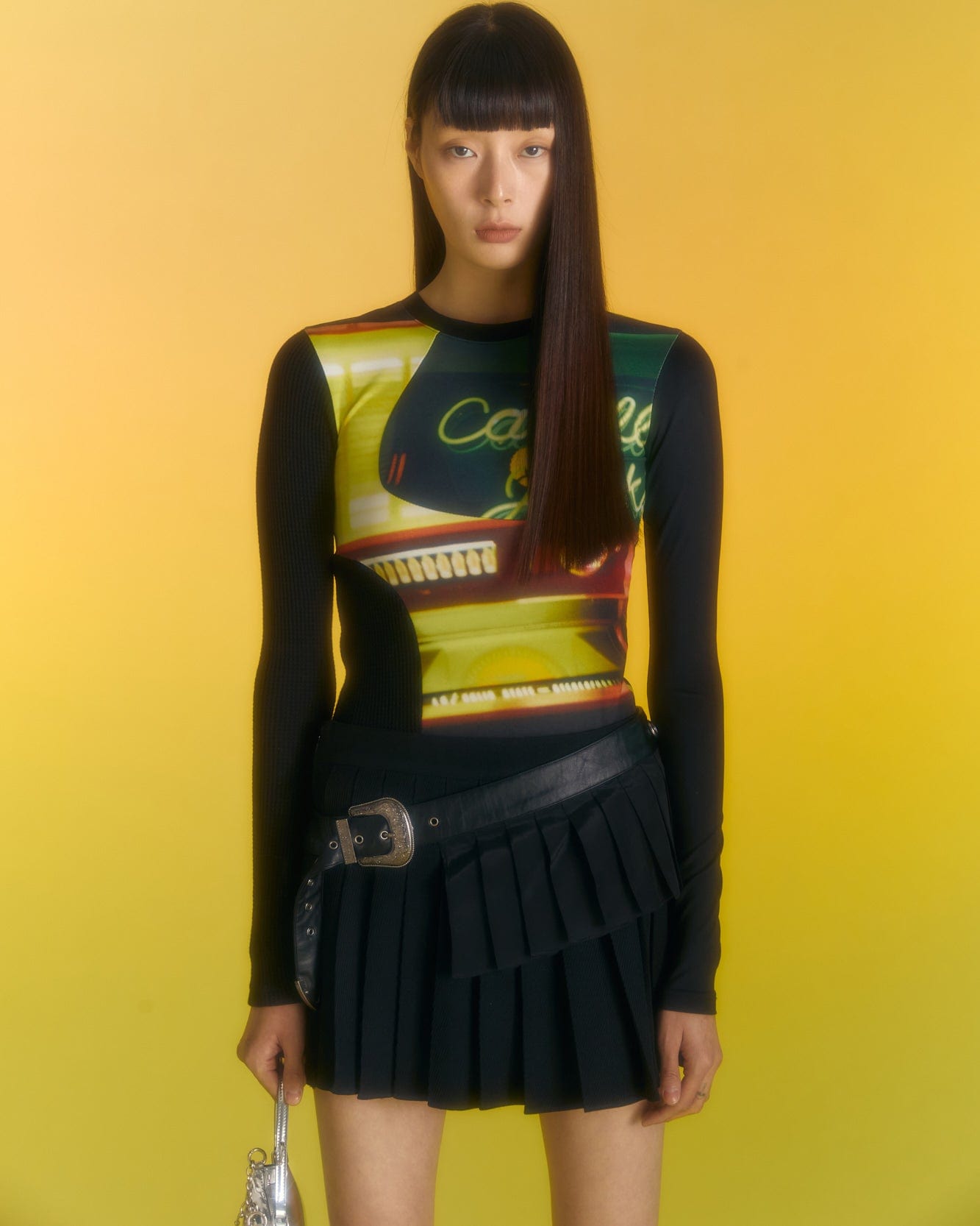 Andersson Bell (ESSENTIAL) (WOMEN) ADSB FILM ARCHIVE LONG SLEEVE TEE atb1000w(GREEN & YELLOW)