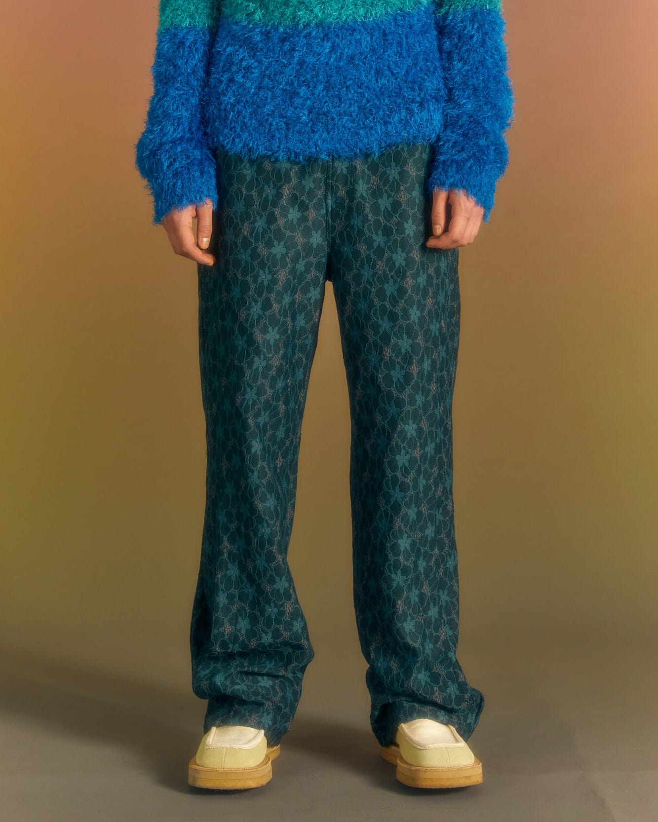 Andersson Bell FLOWER LACE TRACK PANTS apa678m(GREEN)