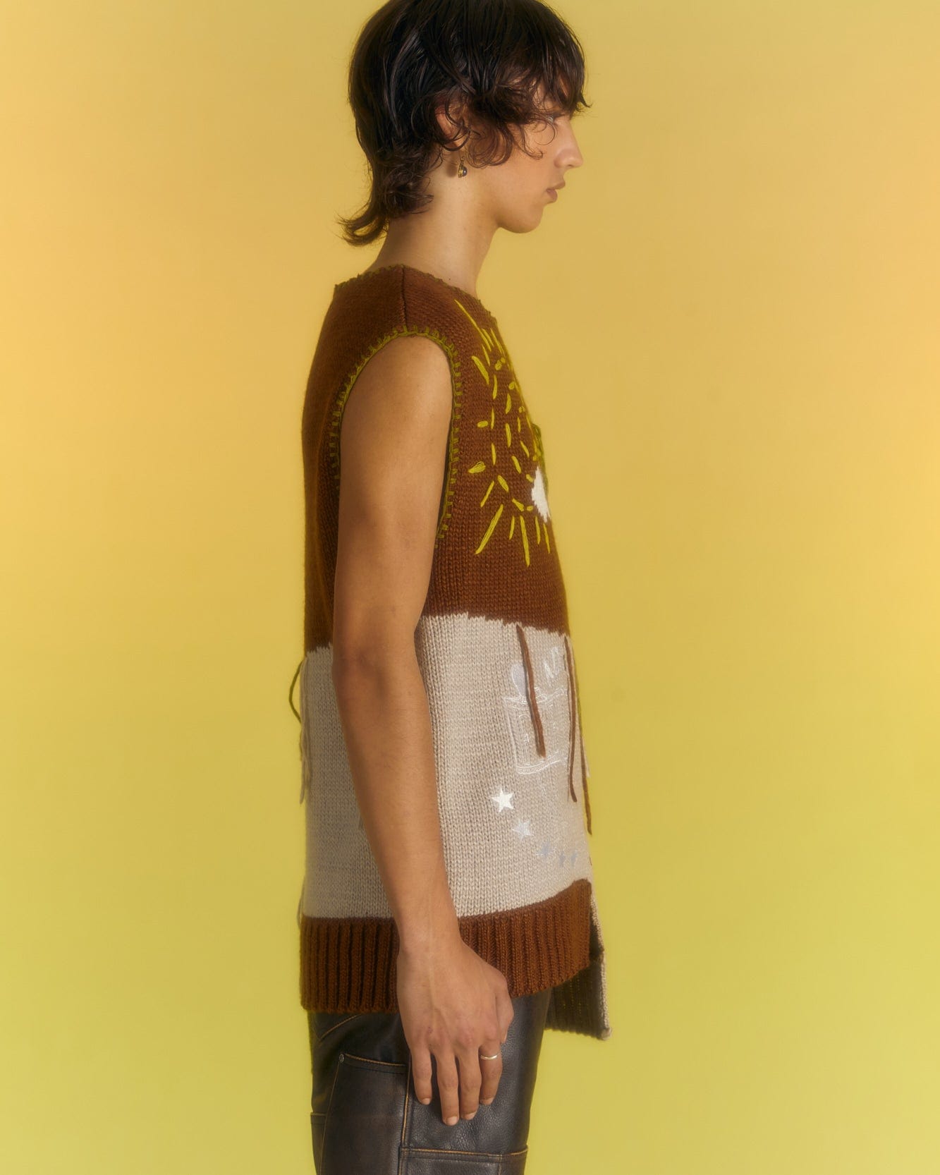 Andersson Bell FREAK ADSB WOOL VEST atb1029m(BROWN)