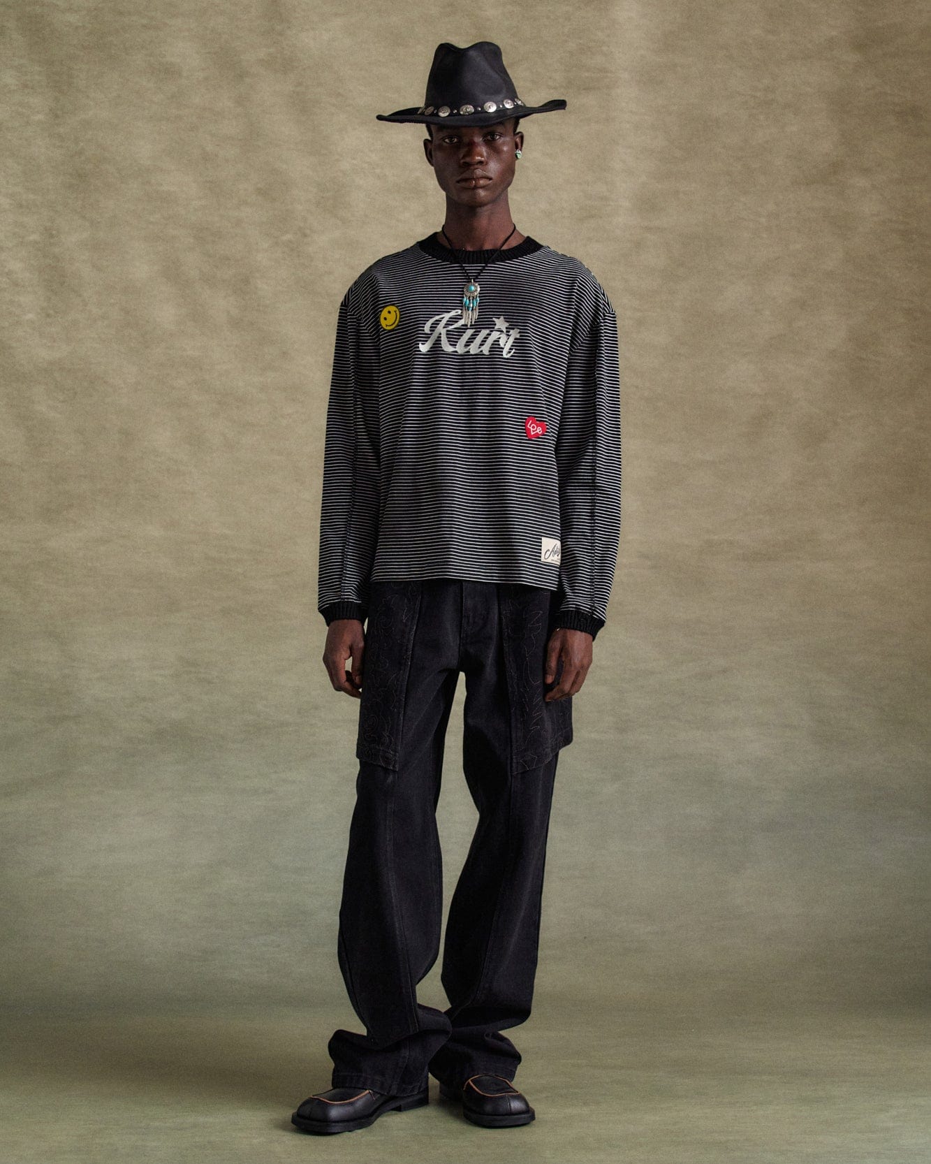 【ANDERSSON BELL】 KURT STRIPE L/S T-SHIRTS atb1247m(BLACK) KURT STRIPE L/S T-SHIRTS atb1247m(BLACK) – Andersson Bell
