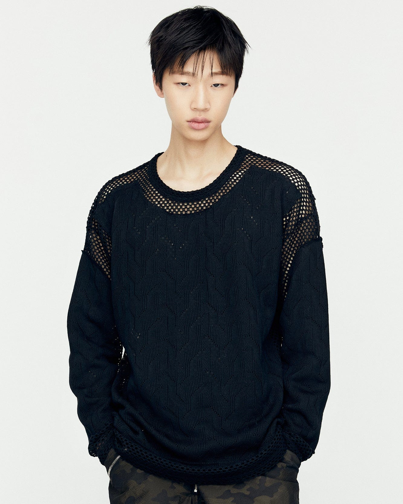 [ANDERSSON BELL] LAYERED CREW-NECK SWEATER ☆送料込☆ LAYERED CREW-NECK SWEATER atb1151m(BLACK) – Andersson Bell