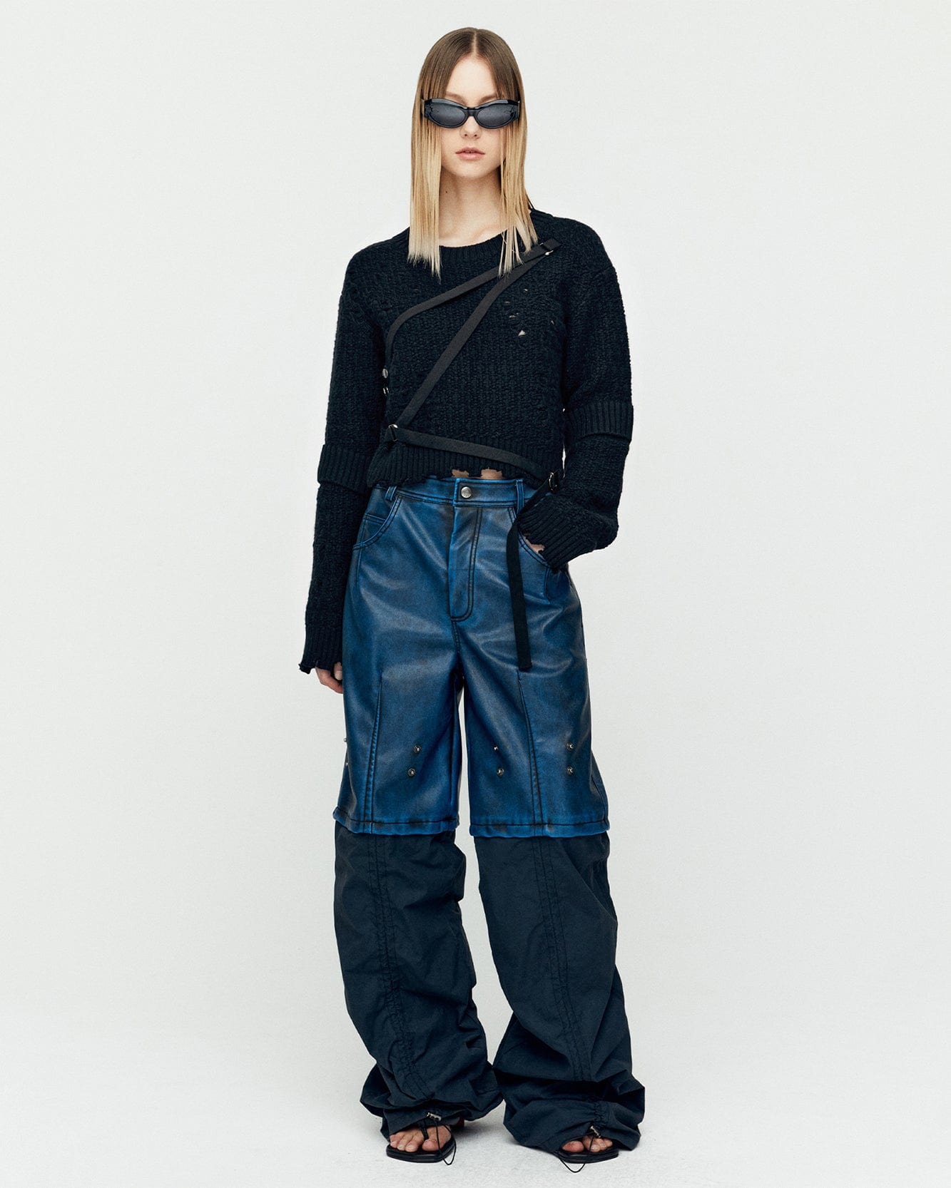 [Andersson Bell] PARACHUTE GEAR FAUX LEATHER PANTS★韓国人気 PARACHUTE GEAR FAUX LEATHER PANTS apa771w(BLUE) – Andersson Bell