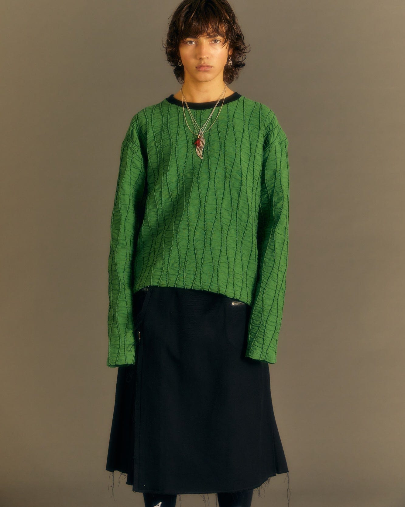 Andersson Bell RAON TOP STITCH CREW-NECK SWEATER atb1020m(GREEN)