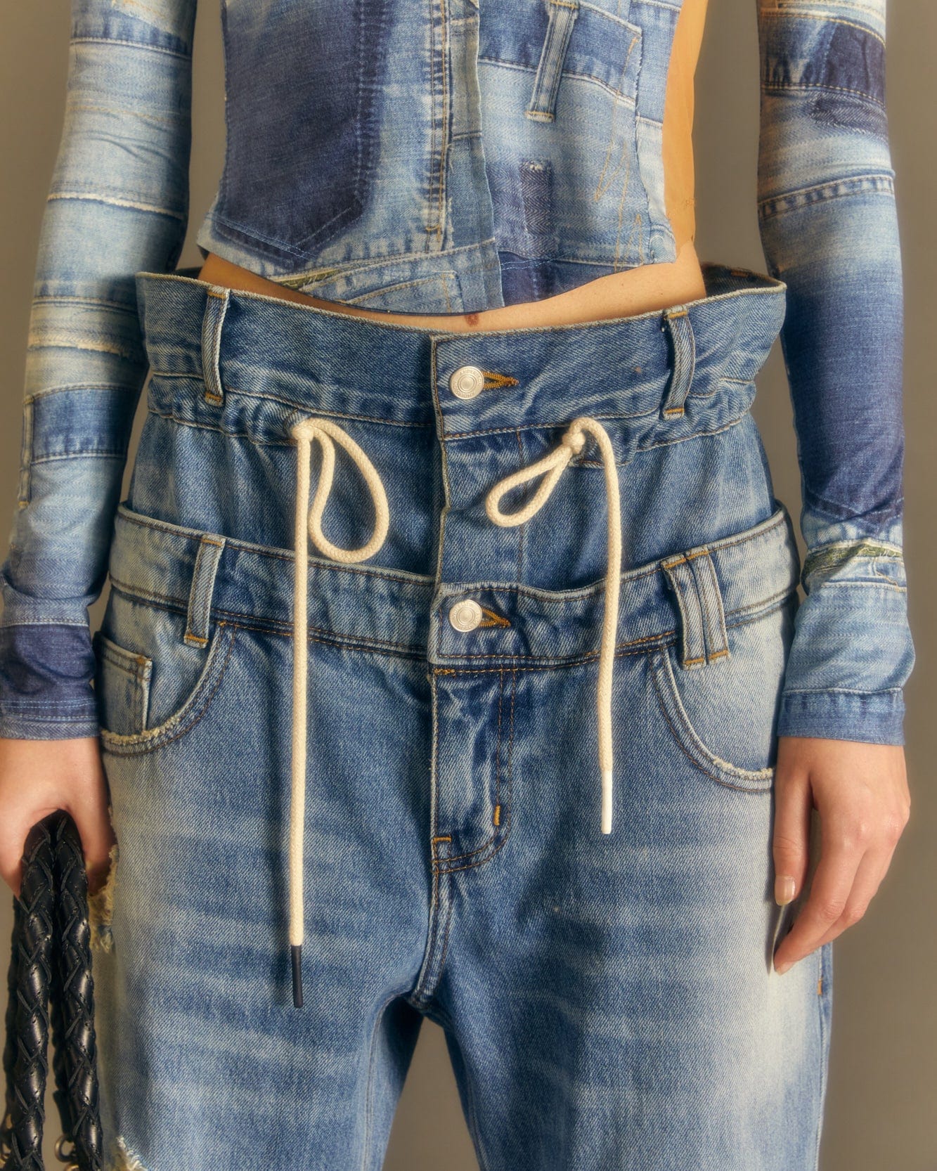 Andersson Bell (UNISEX) BERIA STRING DOUBLE WAIST JEANS apa668u(DUSTY BLUE)