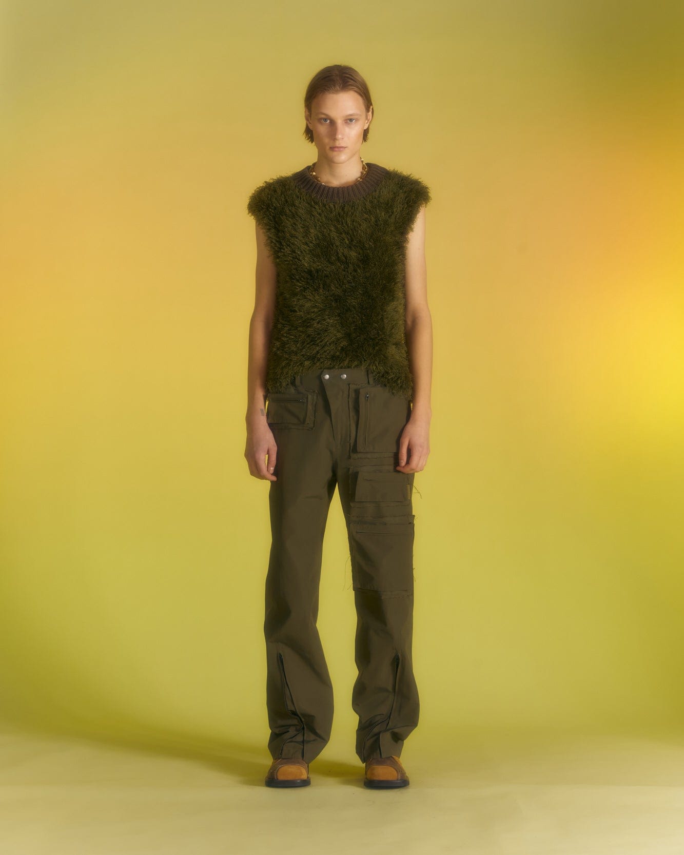 Andersson Bell UNISEX SHAGGY VEST atb1023u(KHAKI)_MEN