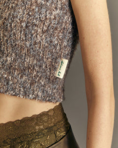 Andersson Bell (WOMEN) FLUFFY SLEEVELESS KNIT TOP atb983w(BROWN)
