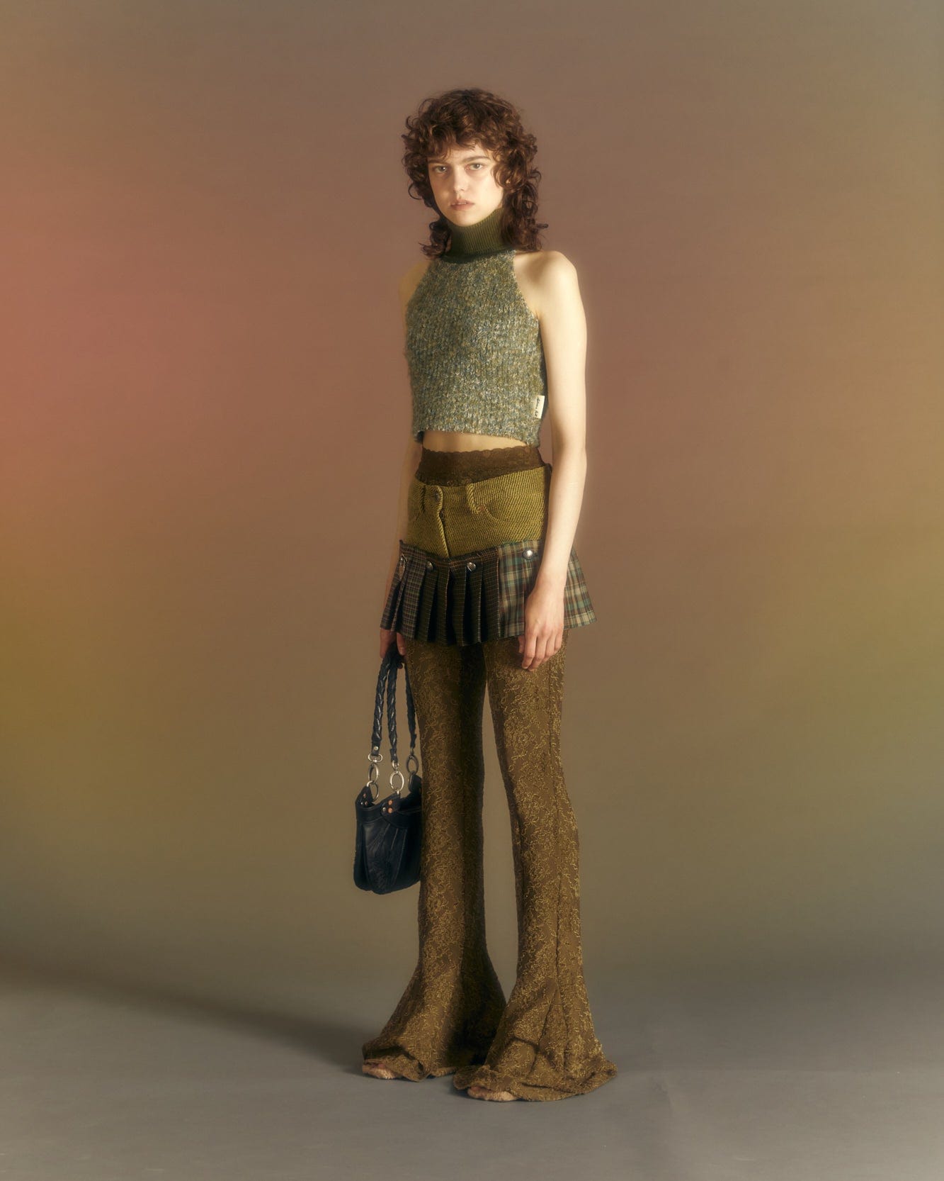 Andersson Bell (WOMEN) FLUFFY SLEEVELESS KNIT TOP atb983w(KHAKI)