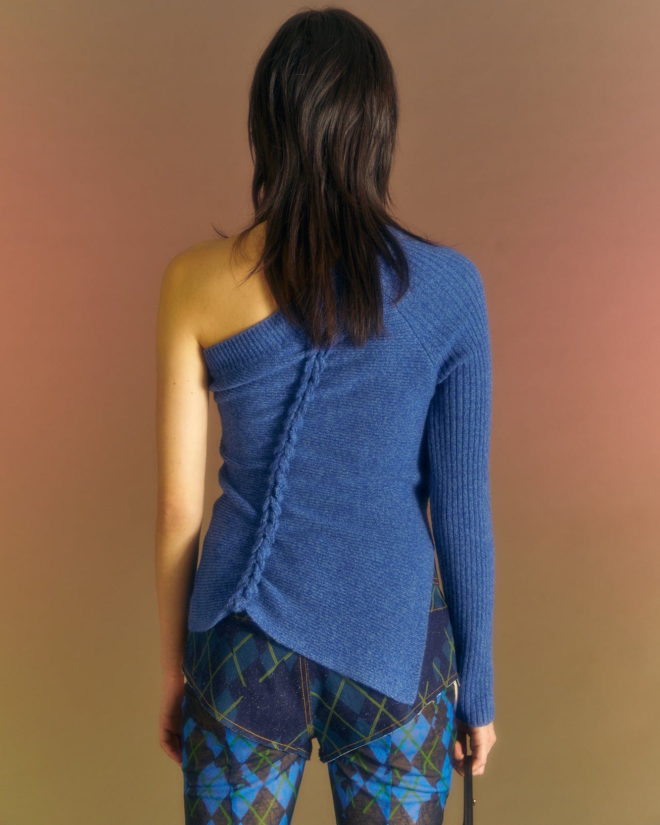 Andersson Bell (WOMEN) HAND TWIST ASYMMETRIC KNIT TOP atb985w(MELANGE BLUE)