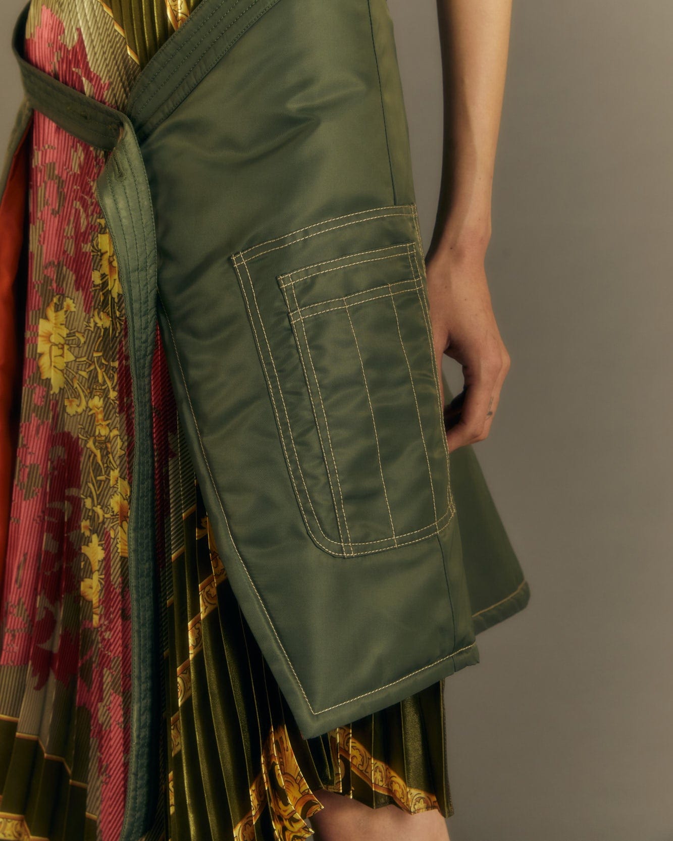 Andersson Bell (WOMEN) MA-1 SCARF SKIRT apa666w(KHAKI)