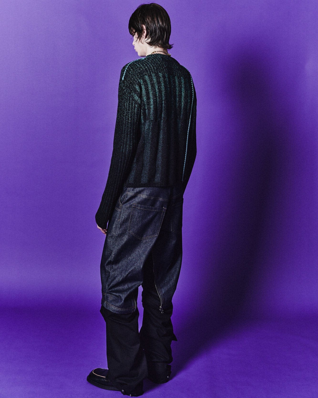 Andersson Bell WOOSOO GRADIENT CREW-NECK SWEATER atb1062m(BLACK / GREEN)