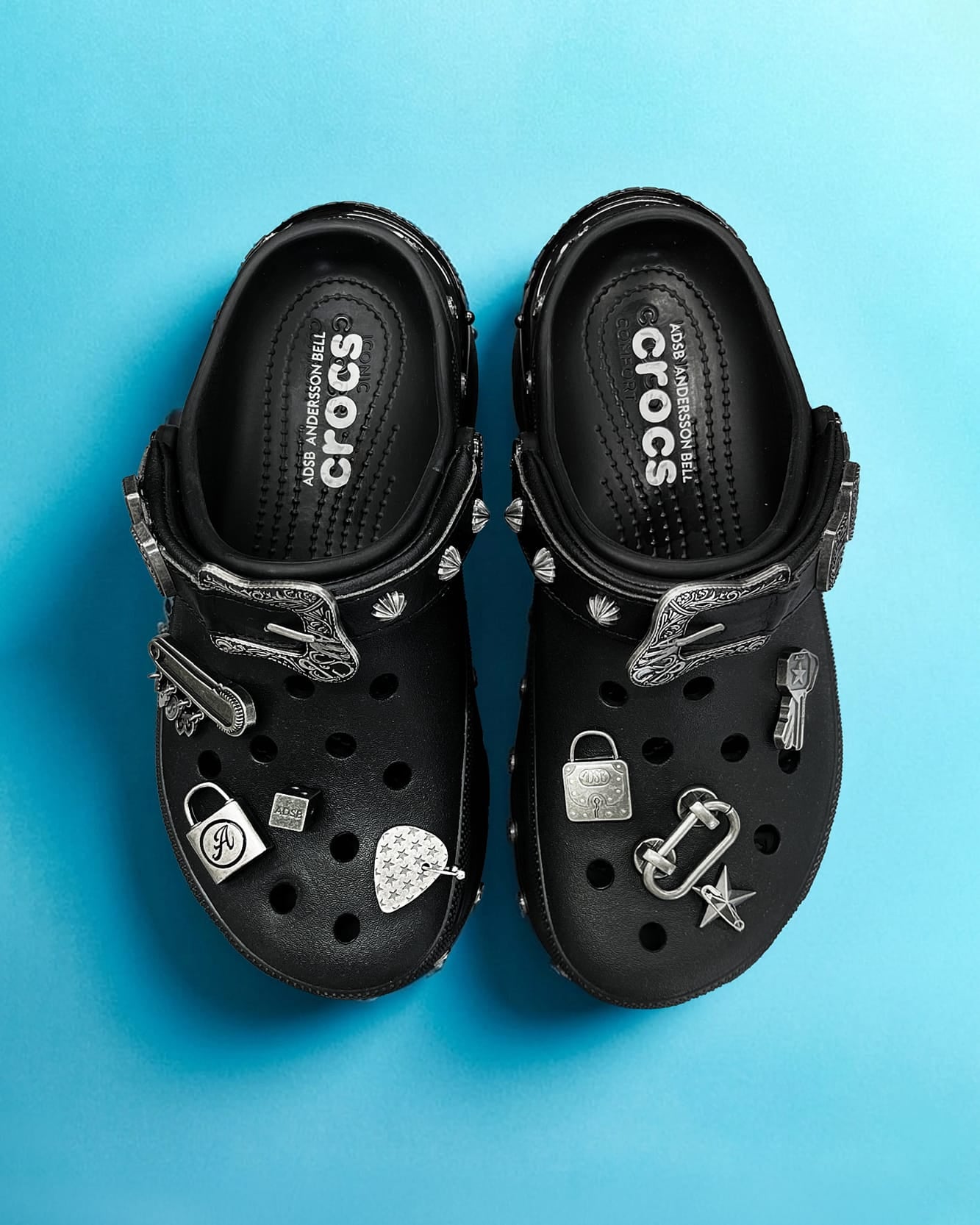 ANDERSSON BELL X CROCS BAE CLOG aaa560u(BLACK) – Andersson Bell