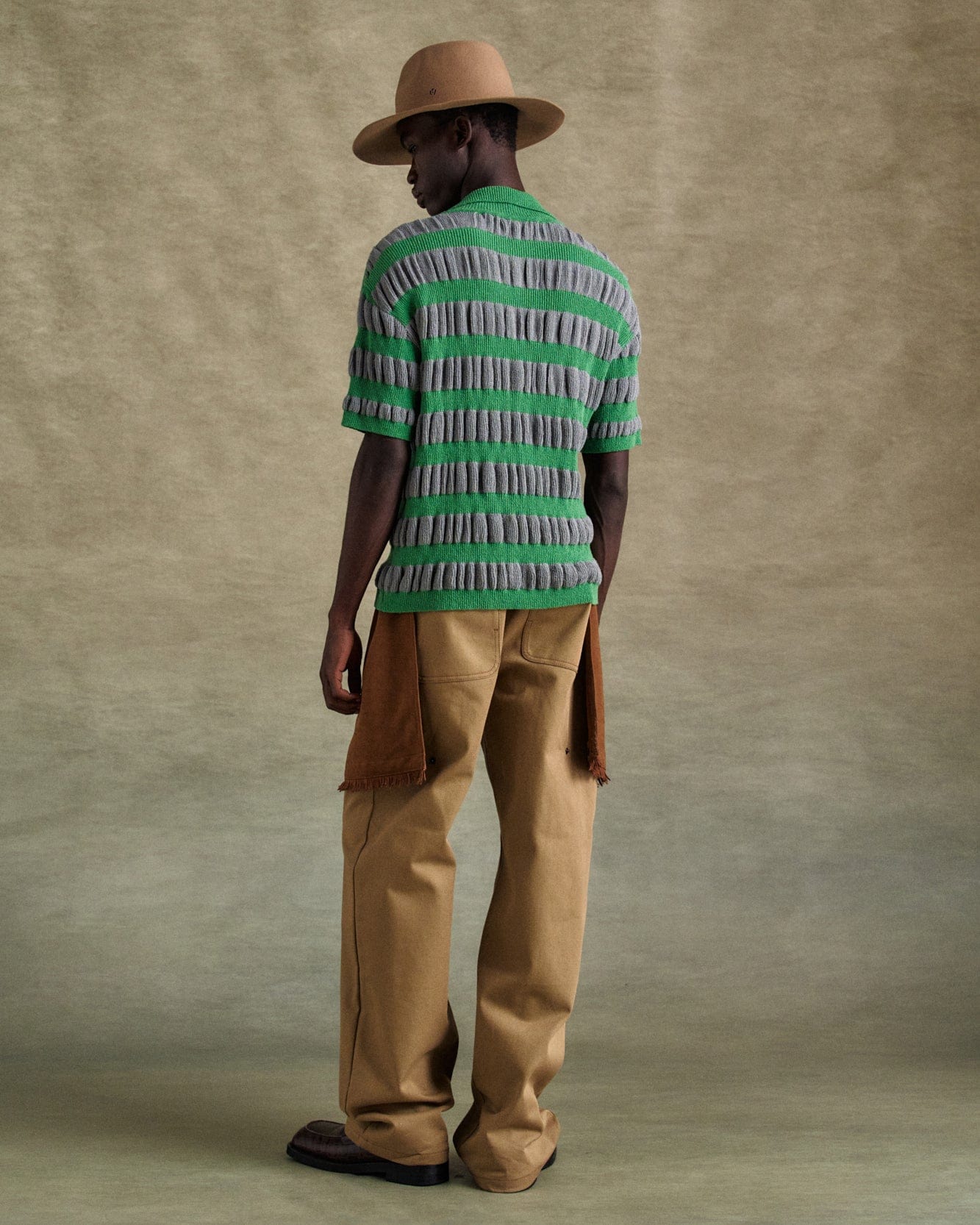 기타 BUBBLE STRIPE POLO SWEATER atb1246m(GREY/GREEN)