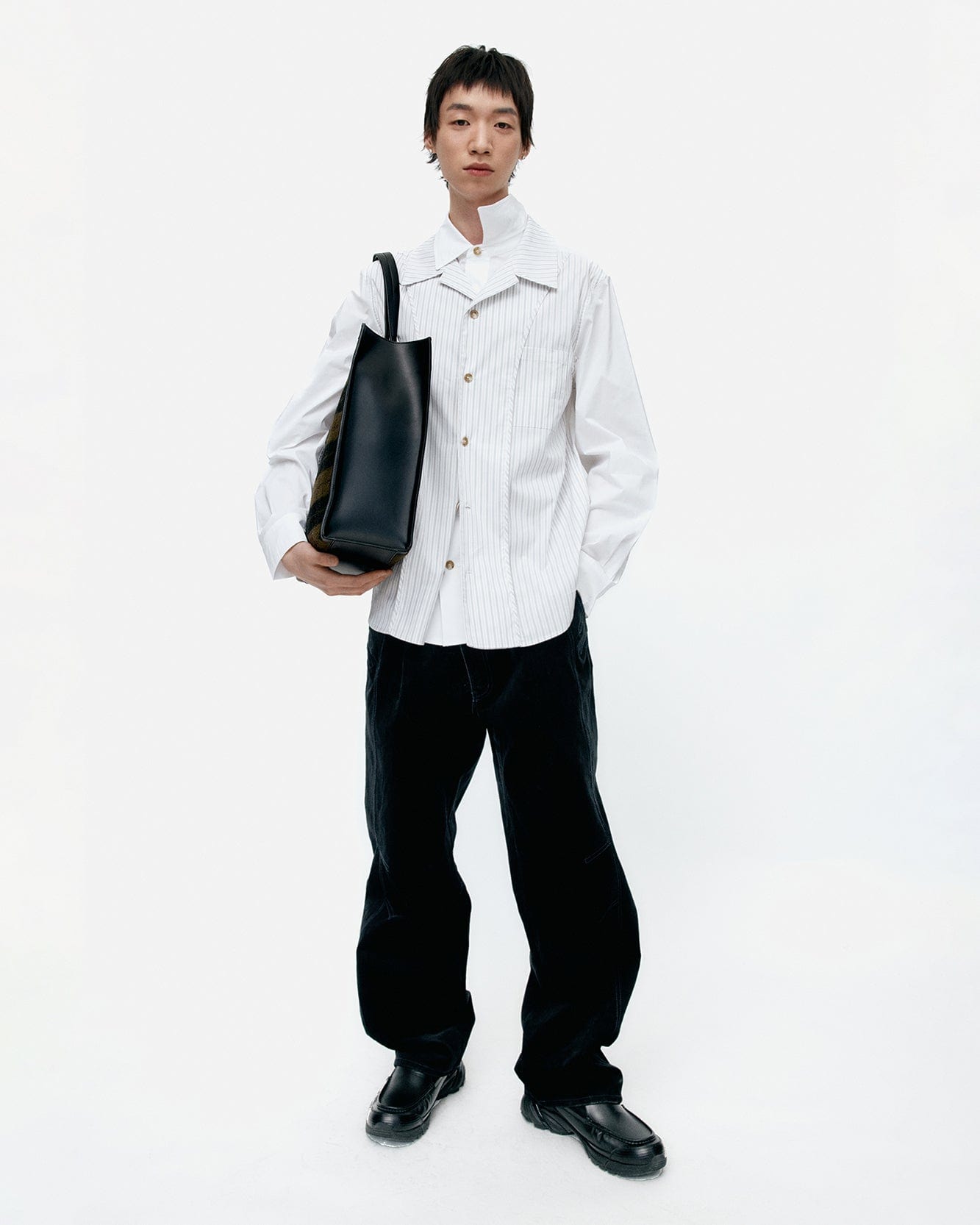 기타 CROSSOVER CARPENTER WIDE-LEG JEANS apa835m(BLACK)