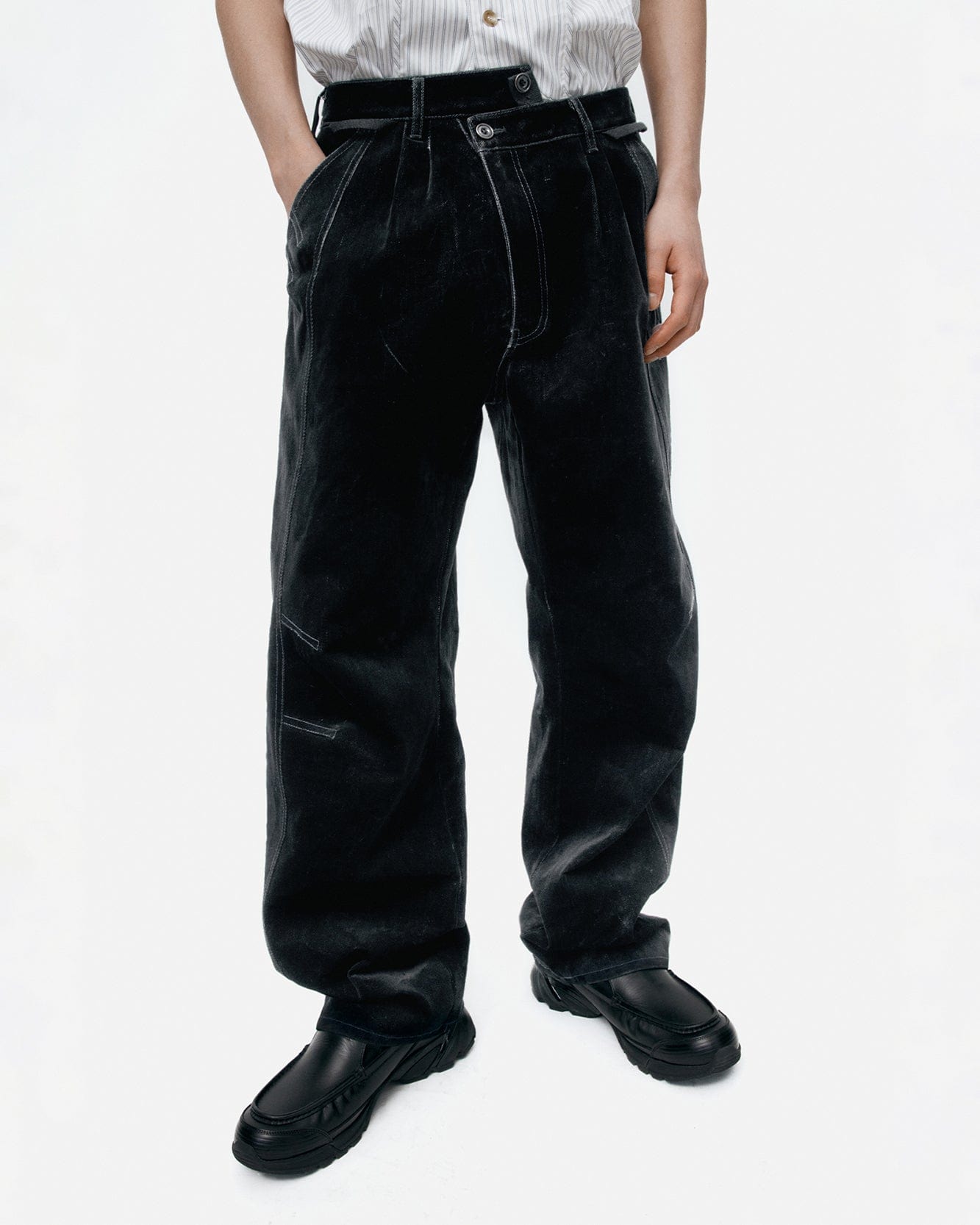 기타 CROSSOVER CARPENTER WIDE-LEG JEANS apa835m(BLACK)