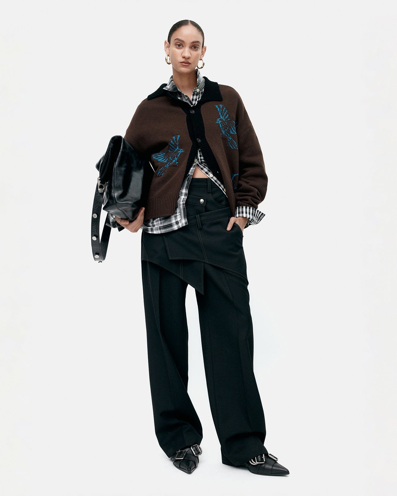 기타 CROSSOVER WRAP TAILORED TROUSER apa862w(BLACK)