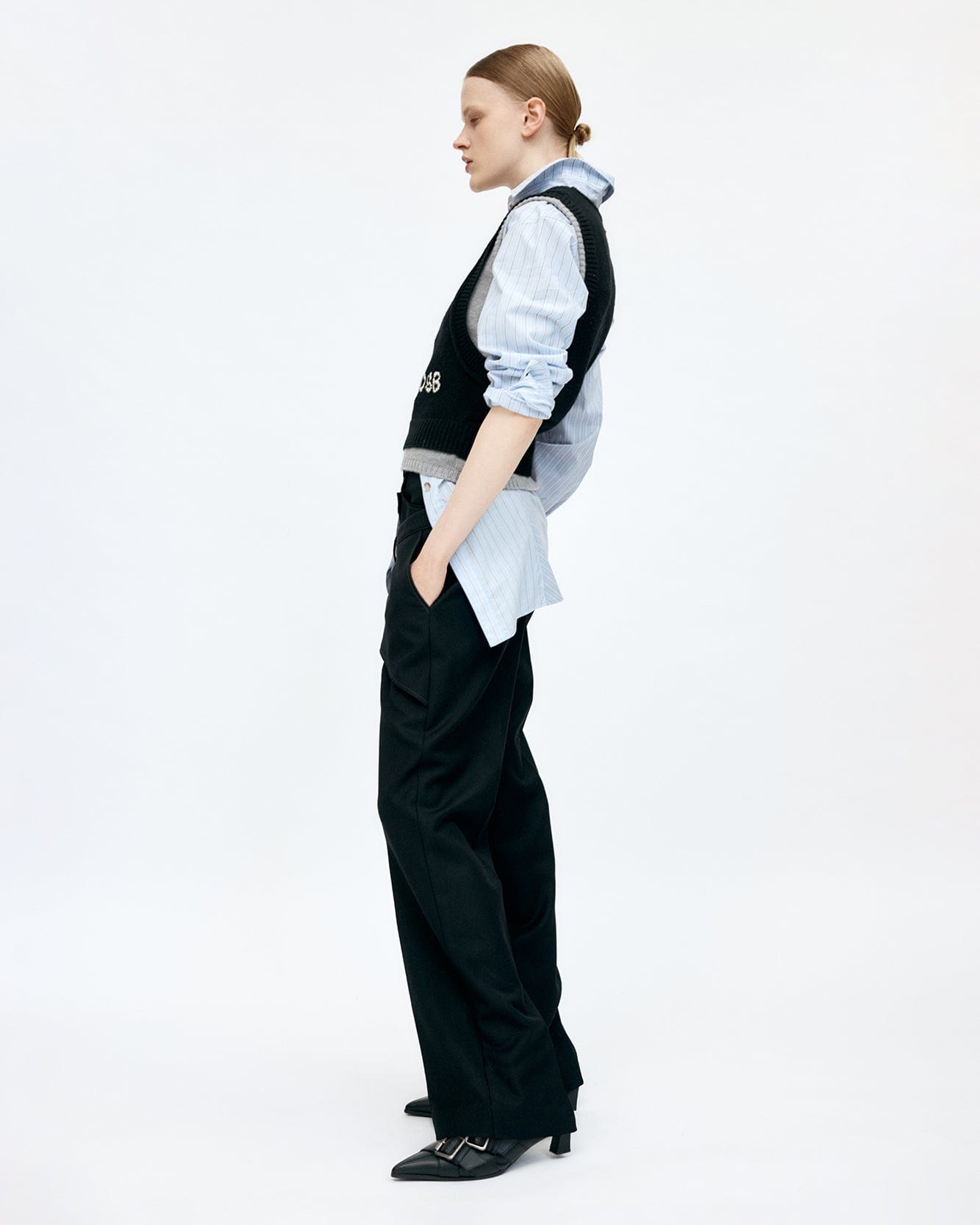 기타 CROSSOVER WRAP TAILORED TROUSER apa862w(BLACK)