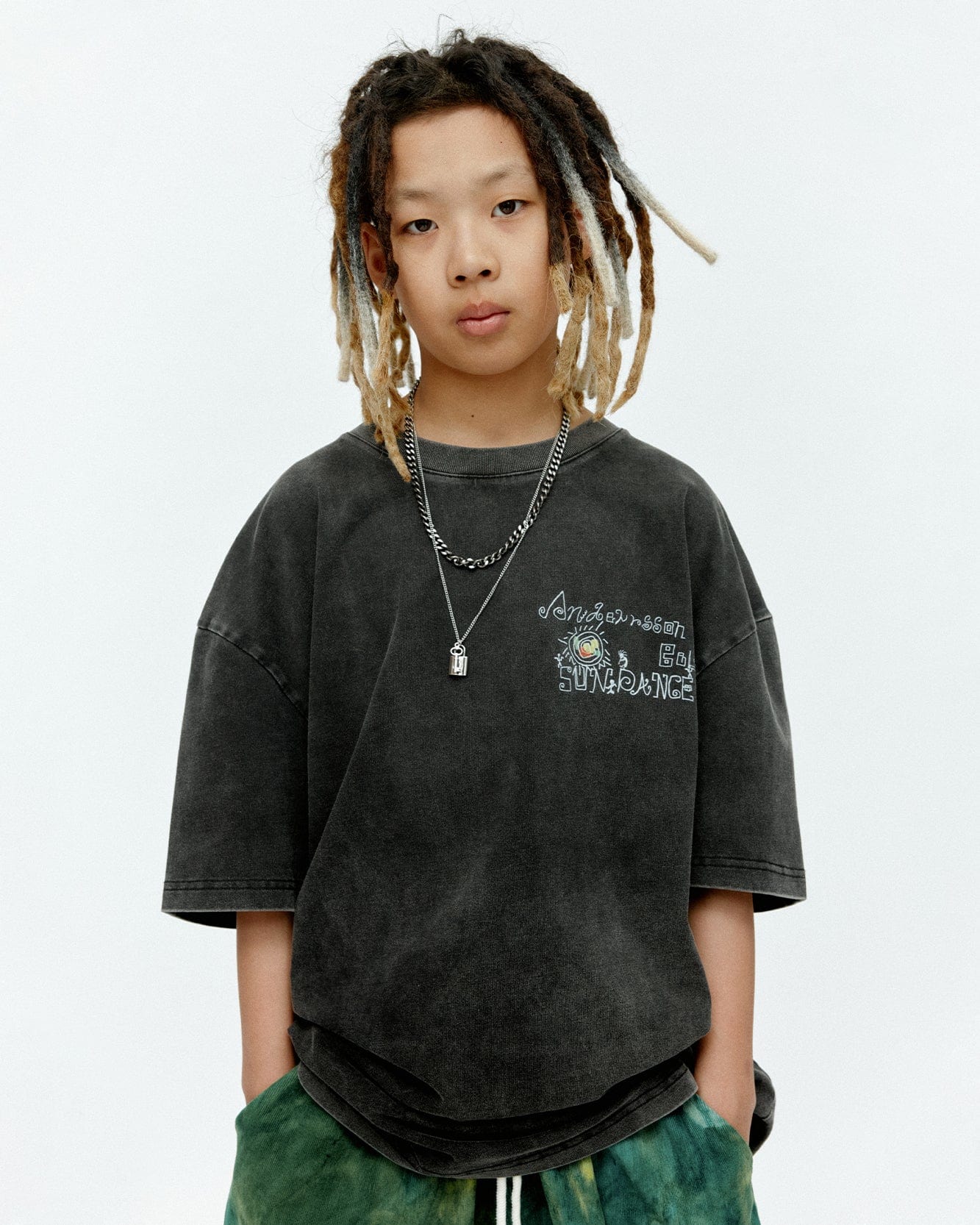 기타 (ESSENTIAL) UNISEX PIGMENT SUN DANCE T-SHIRT atb1404u(BLACK)