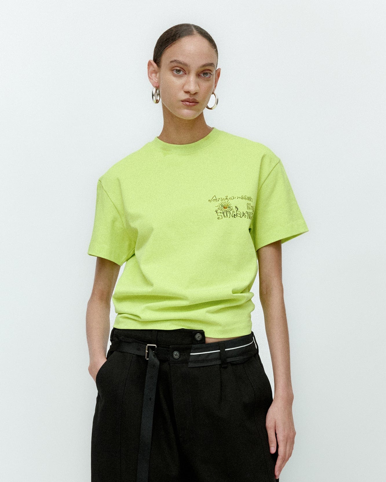 ◆ANDERSSON BELL◆ Essential Unisex Sun Dance T-Shirt atb140 ESSENTIAL) UNISEX SUN DANCE T-SHIRT atb1403u(GREEN
