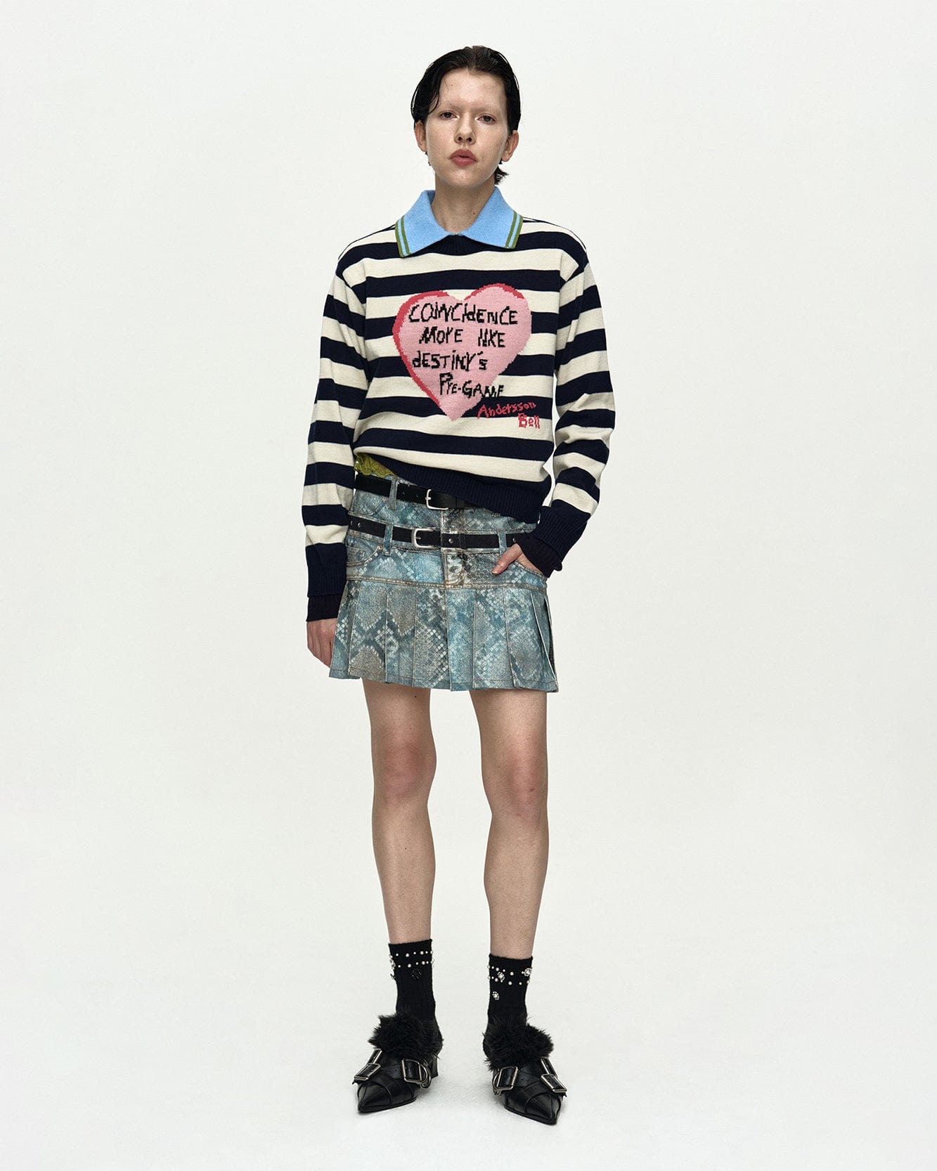 기타 GIRLS HEART MESSAGE CREW-NECK SWEATER atb1464w(NAVY/IVORY)