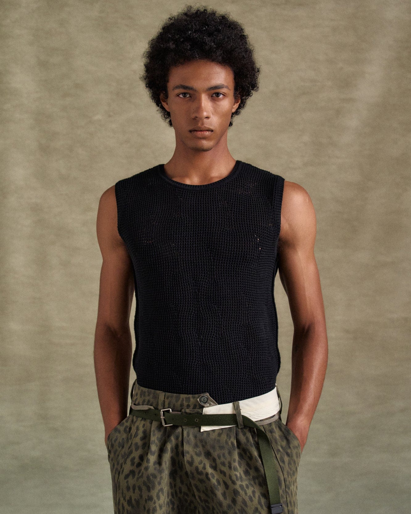 기타 NET DAMAGED SLEEVELESS atb1328m(BLACK)
