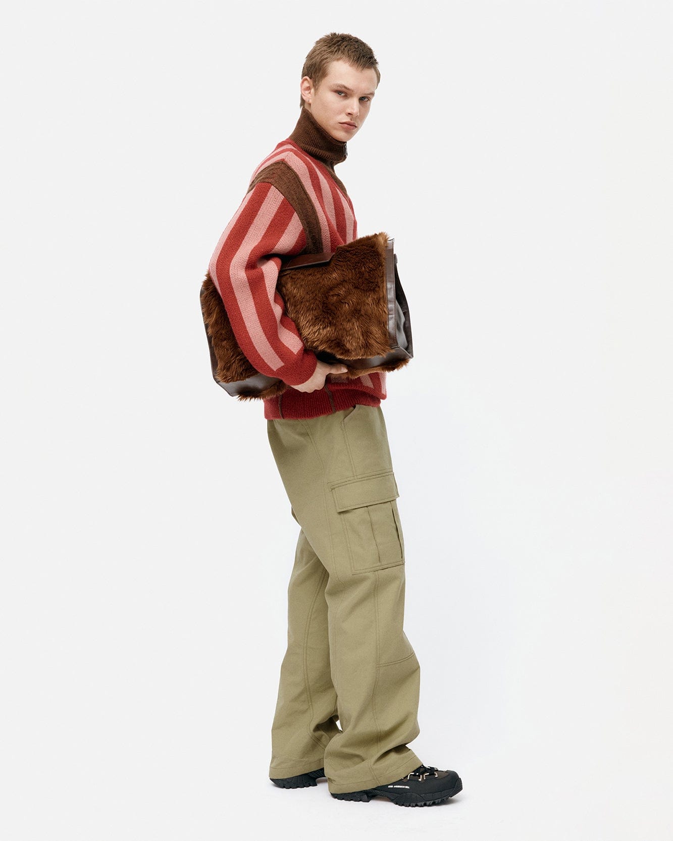 기타 ONE LINUS FUR BAG aaa493u(BROWN)