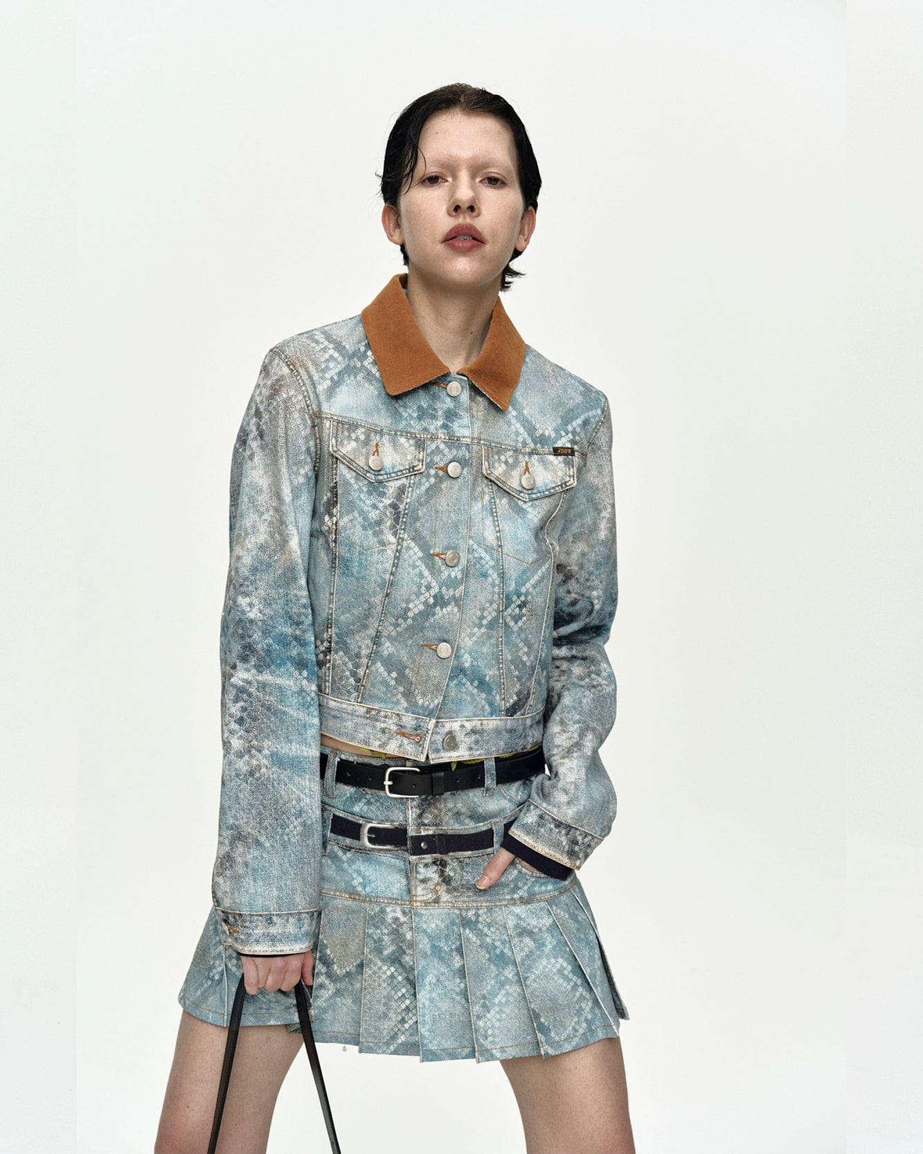 PYTHON FADE DENIM PRINTED JACKET awa750w(BLUE) – Andersson Bell