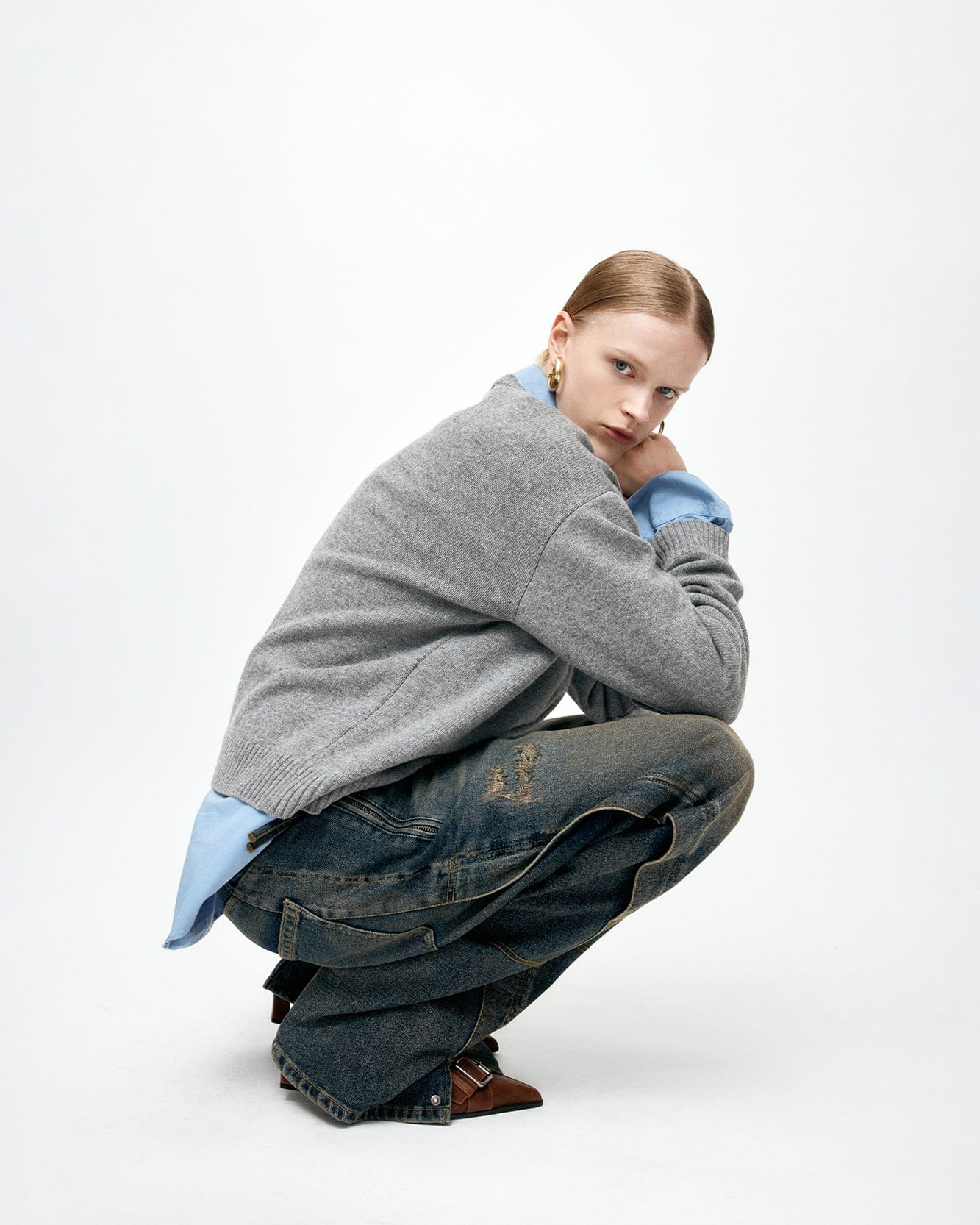 기타 UNISEX CASHMERE ROSE CREW-NECK SWEATER atb1372u(GREY)