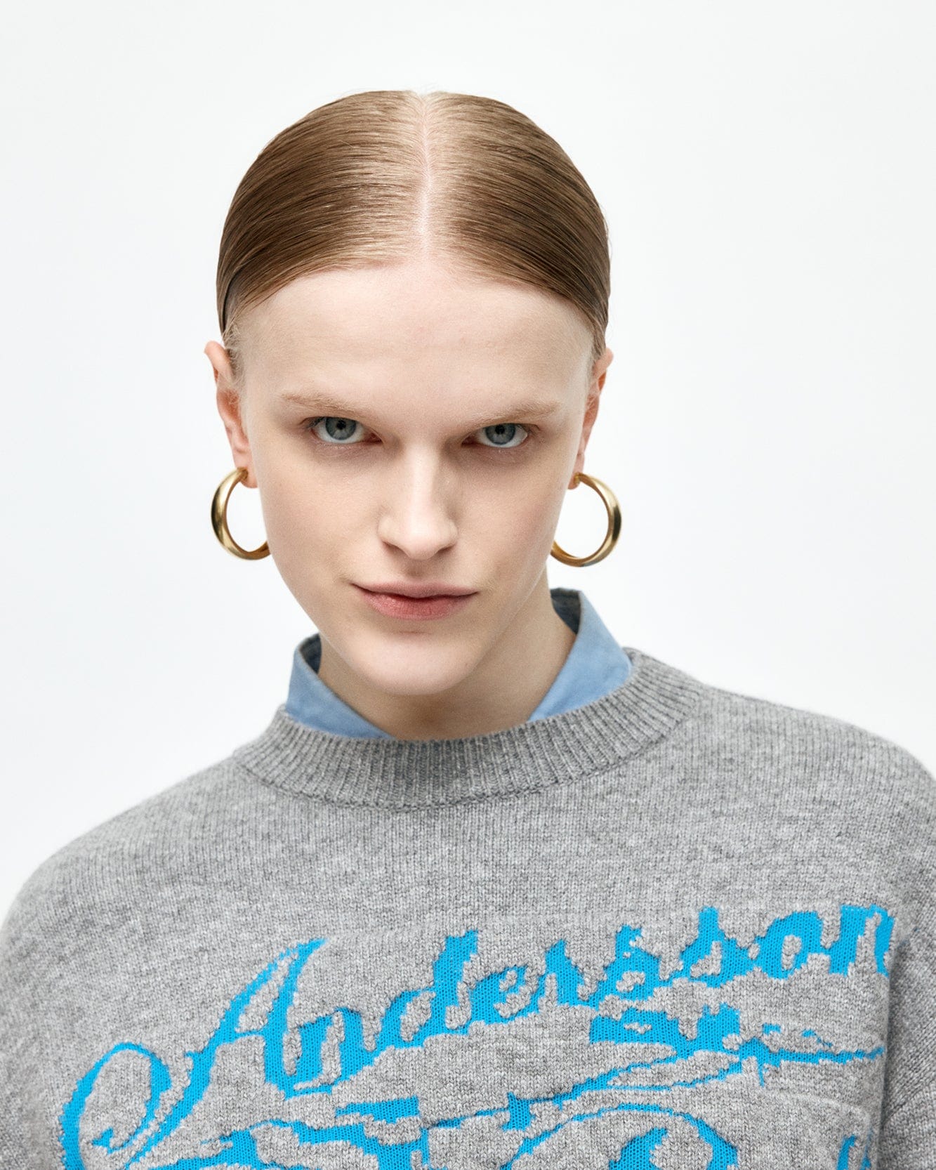 기타 UNISEX CASHMERE ROSE CREW-NECK SWEATER atb1372u(GREY)