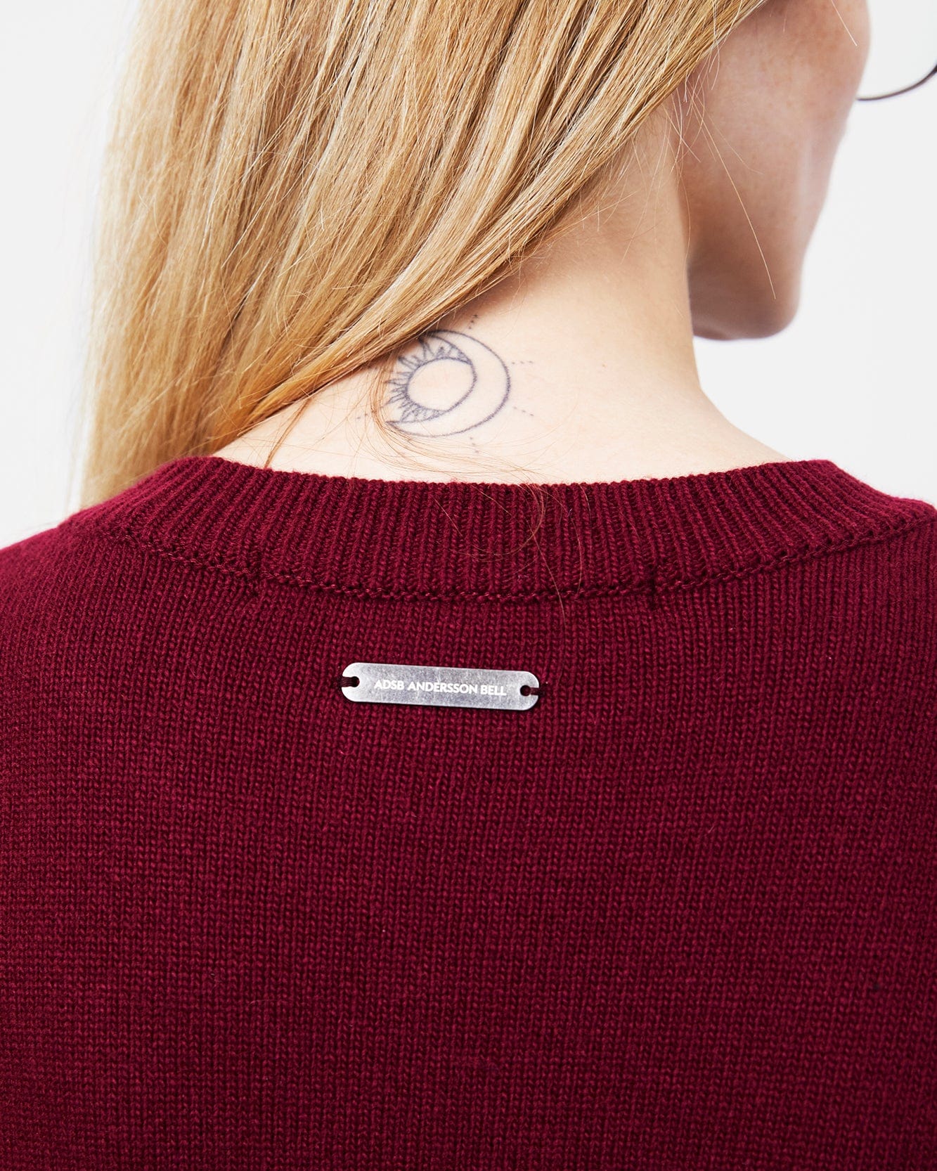 기타 UNISEX CASHMERE ROSE CREW-NECK SWEATER atb1372u(LILAC)
