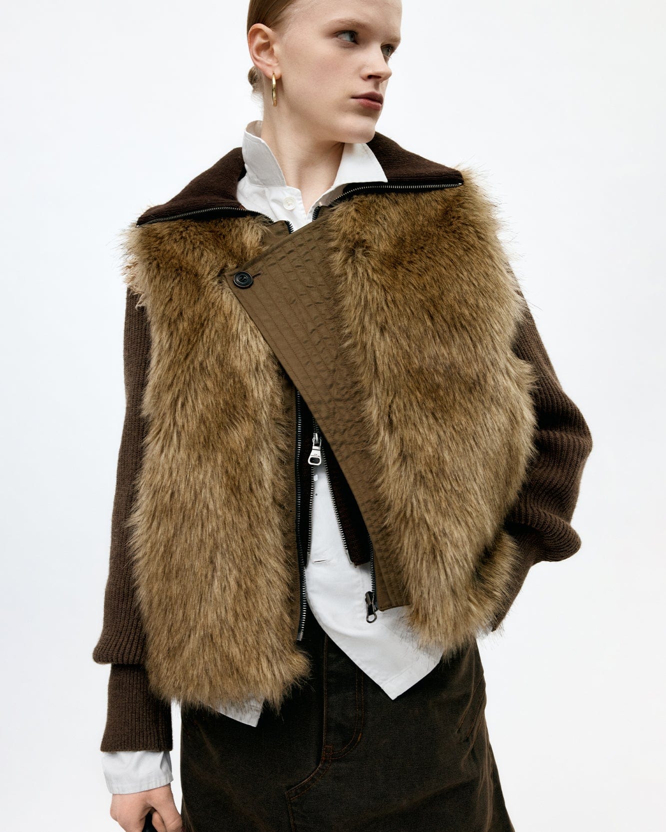 기타 UNISEX CURVED PLACKET REVERSIBLE FAUX-FUR VEST awa722u(BROWN)