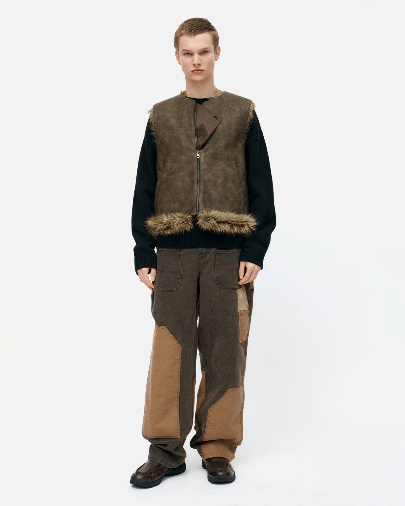 기타 UNISEX CURVED PLACKET REVERSIBLE FAUX-FUR VEST awa722u(BROWN)
