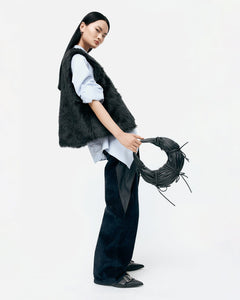 기타 UNISEX CURVED PLACKET REVERSIBLE FAUX-FUR VEST awa723u(BLACK)