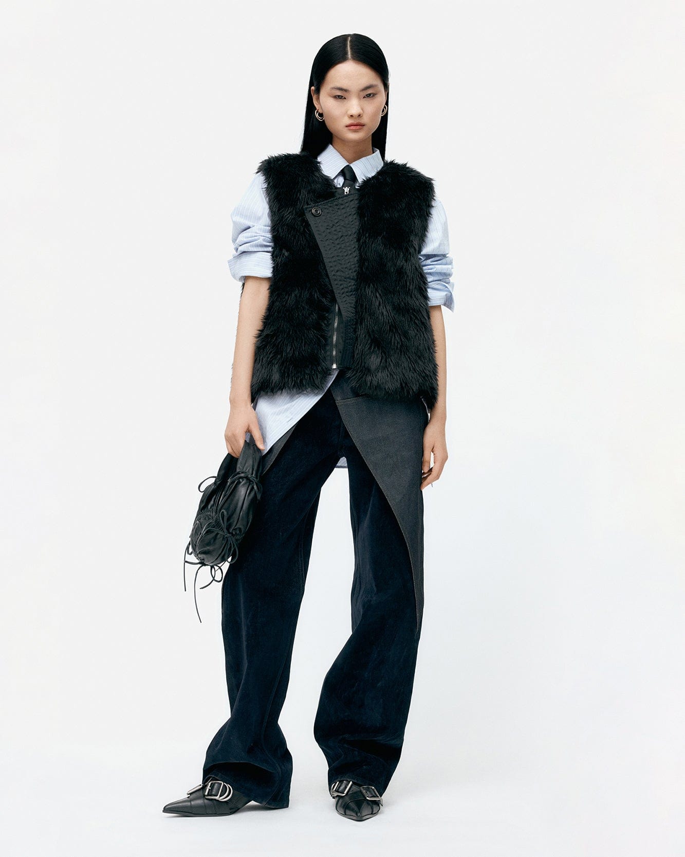 기타 UNISEX CURVED PLACKET REVERSIBLE FAUX-FUR VEST awa723u(BLACK)