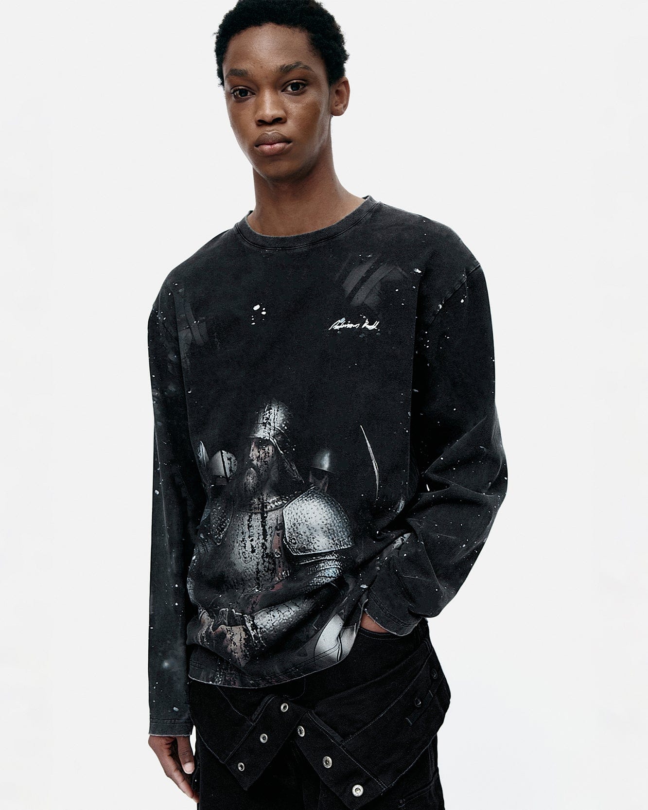 기타 UNISEX KNIGHT PRINTED LONG SLEEVE T-SHIRT atb1377u(CHARCOAL)