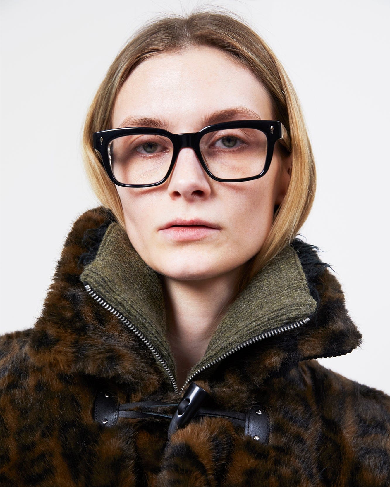 기타 UNISEX LEOPARD FUR DUFFLE JACKET awa735u(BROWN)