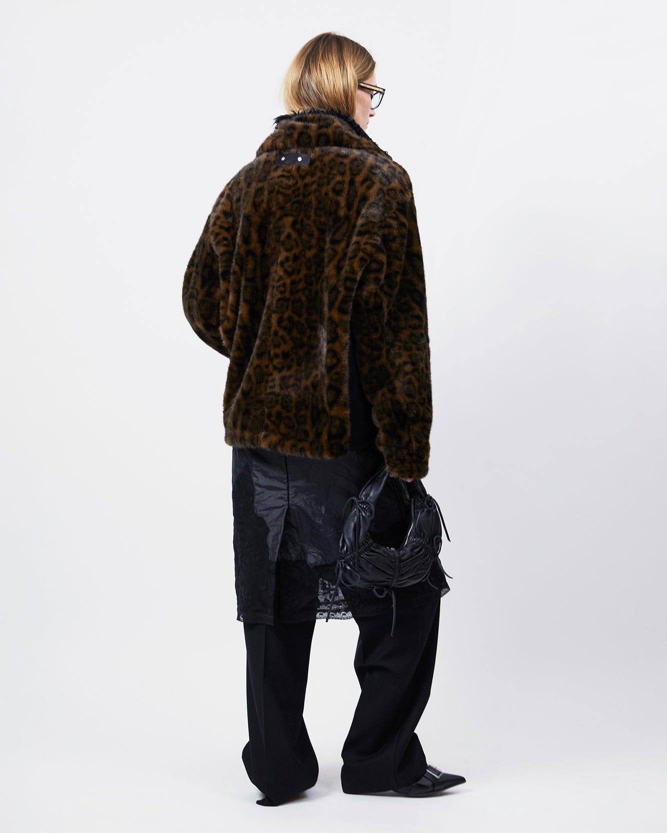 기타 UNISEX LEOPARD FUR DUFFLE JACKET awa735u(BROWN)