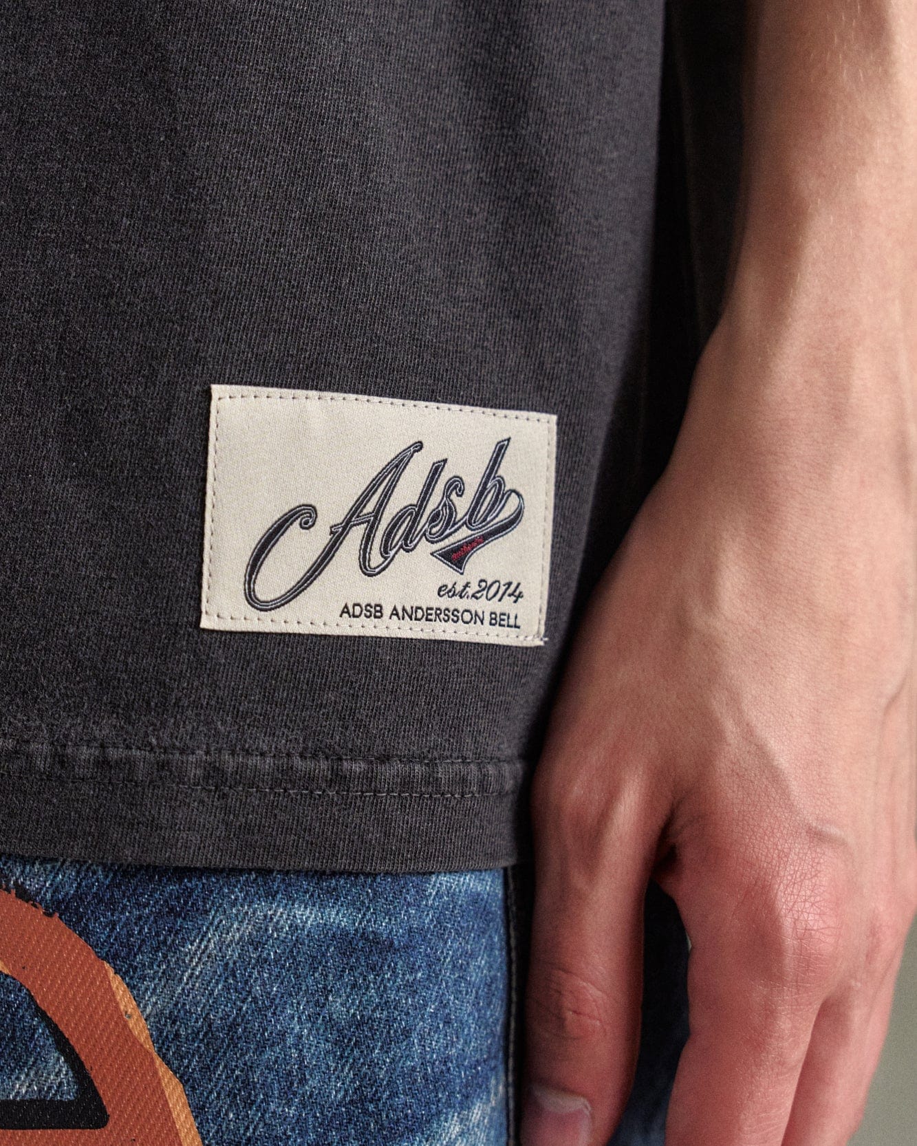 기타 UNISEX LOVE T-SHIRT atb1252u(CHARCOAL)