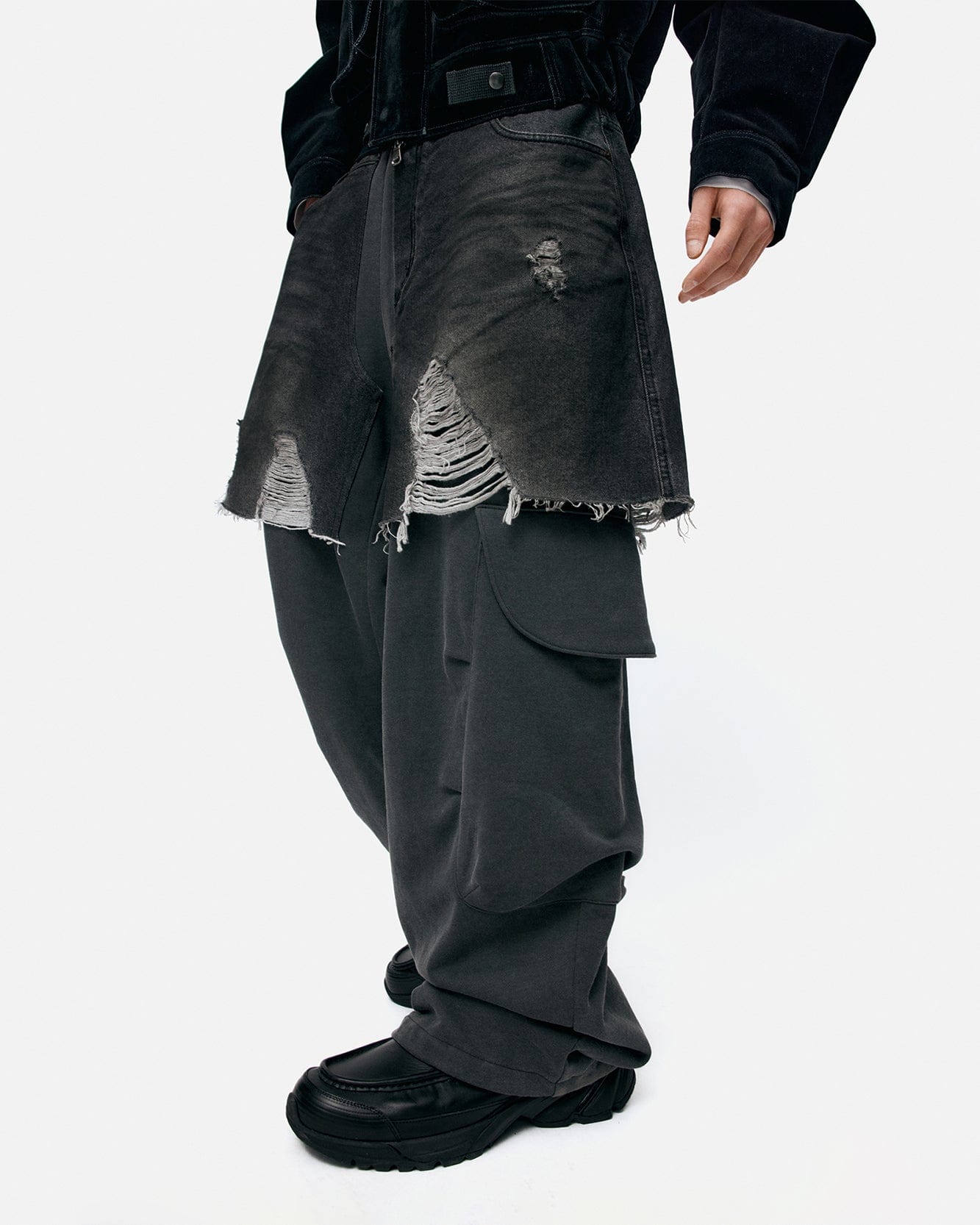 UNISEX RUGGED DENIM-INSET SWEATPANTS apa861u(BLACK