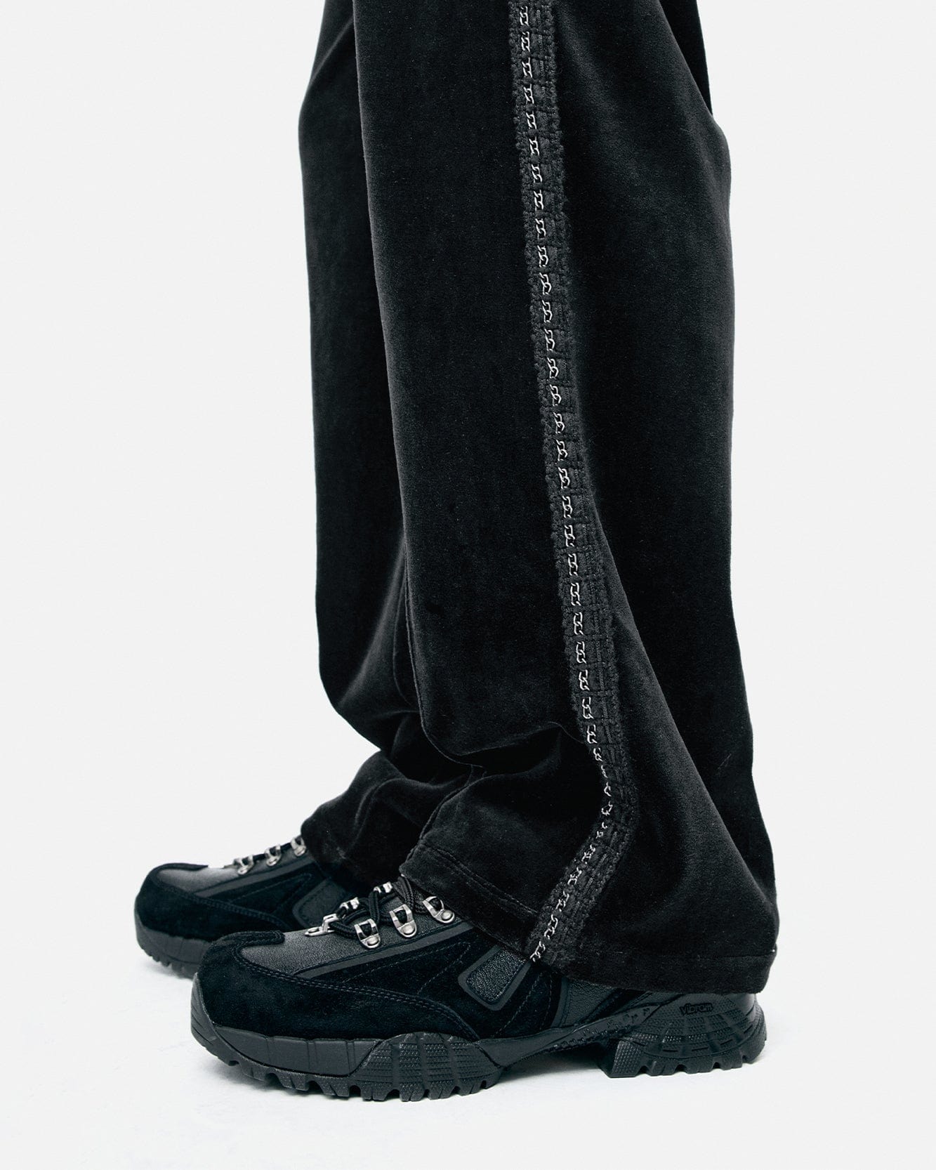 기타 UNISEX VELVET TRACK PANTS apa854u(BLACK)