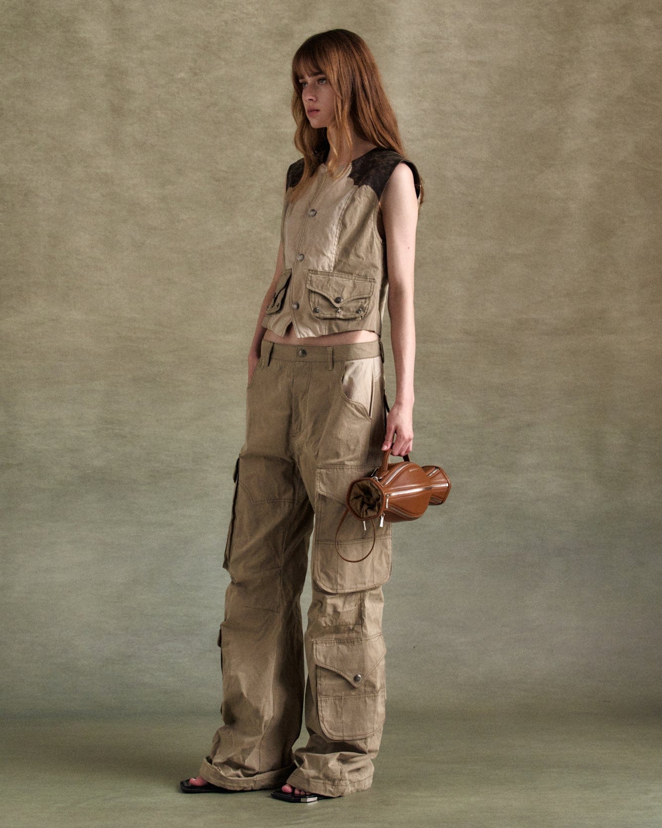 기타 WAXED RAW-EDGE VEST awa704w(BROWN)