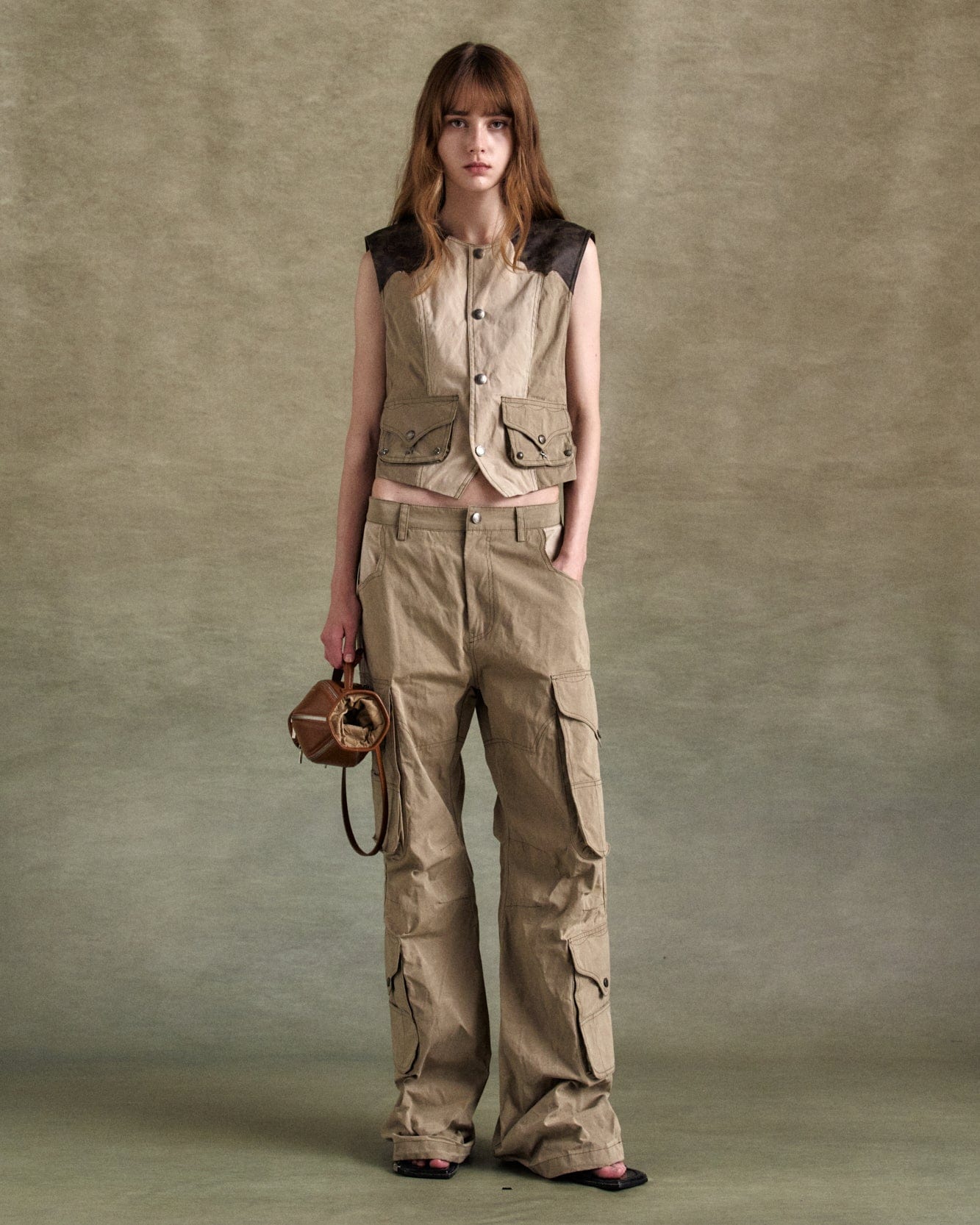 기타 WAXED RAW-EDGE VEST awa704w(BROWN)